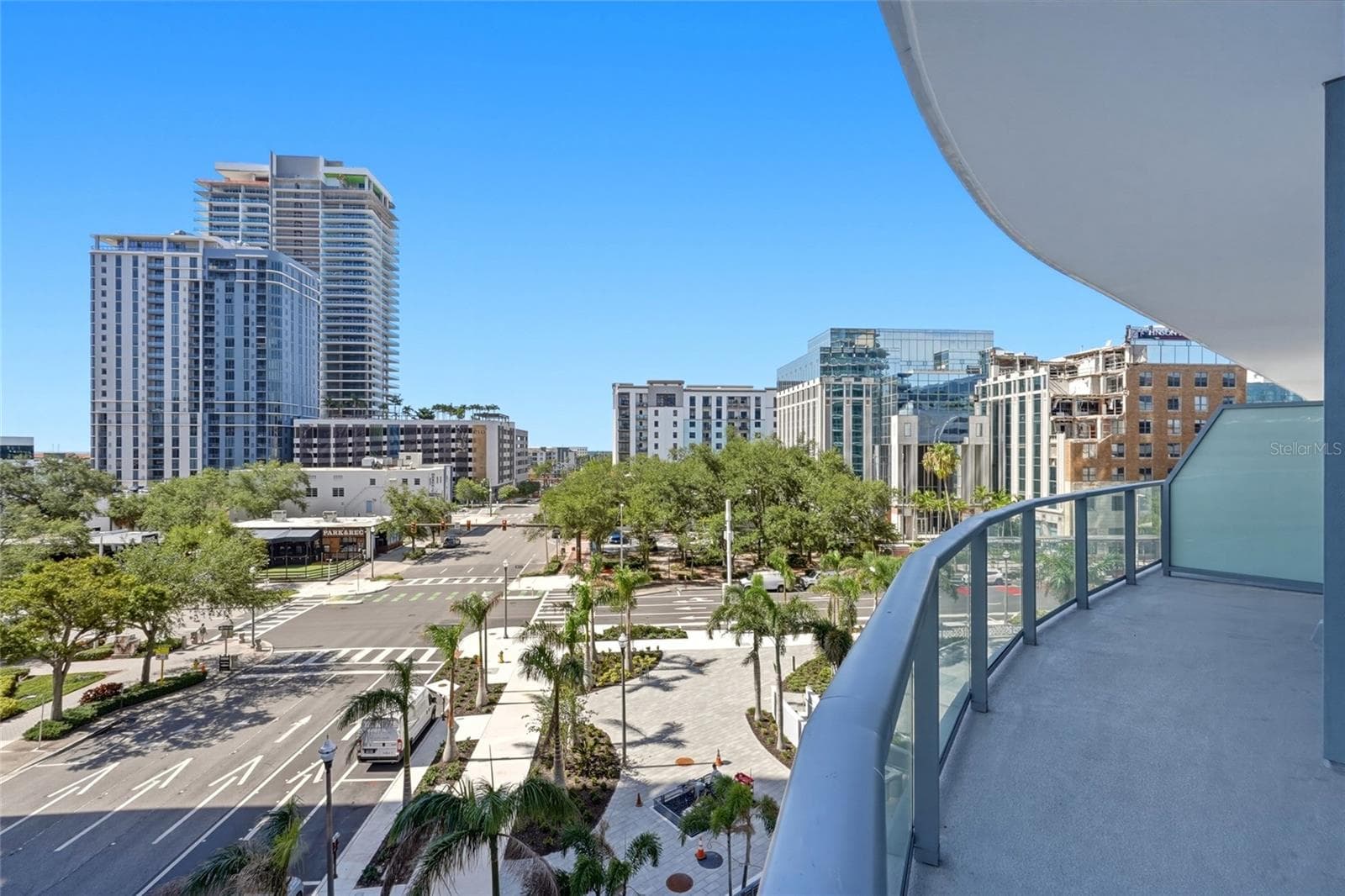 Condominium at 400 CENTRAL AVE #407, ST PETERSBURG, photo 25 of 59