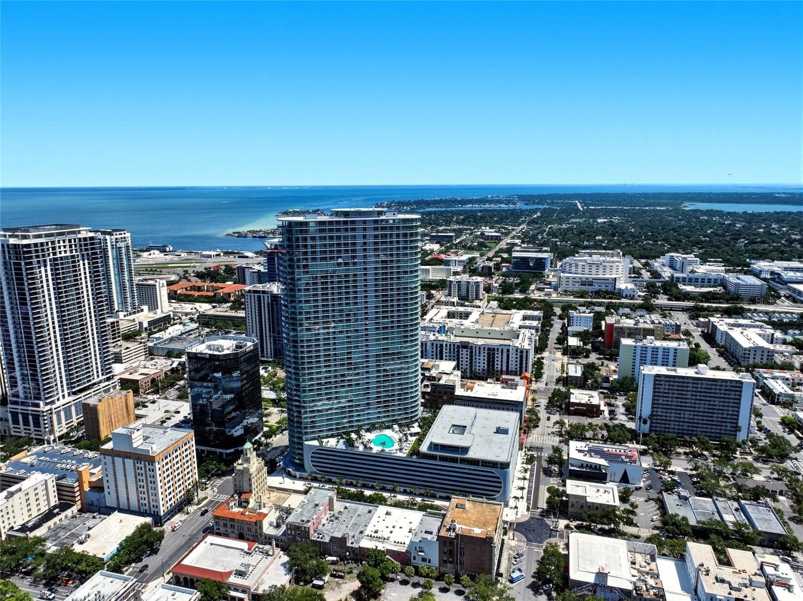 Condominium at 400 CENTRAL AVE #407, ST PETERSBURG, photo 56 of 59