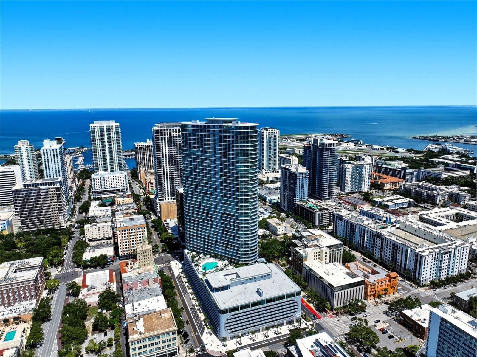 Condominium at 400 CENTRAL AVE #407, ST PETERSBURG, photo 53 of 59