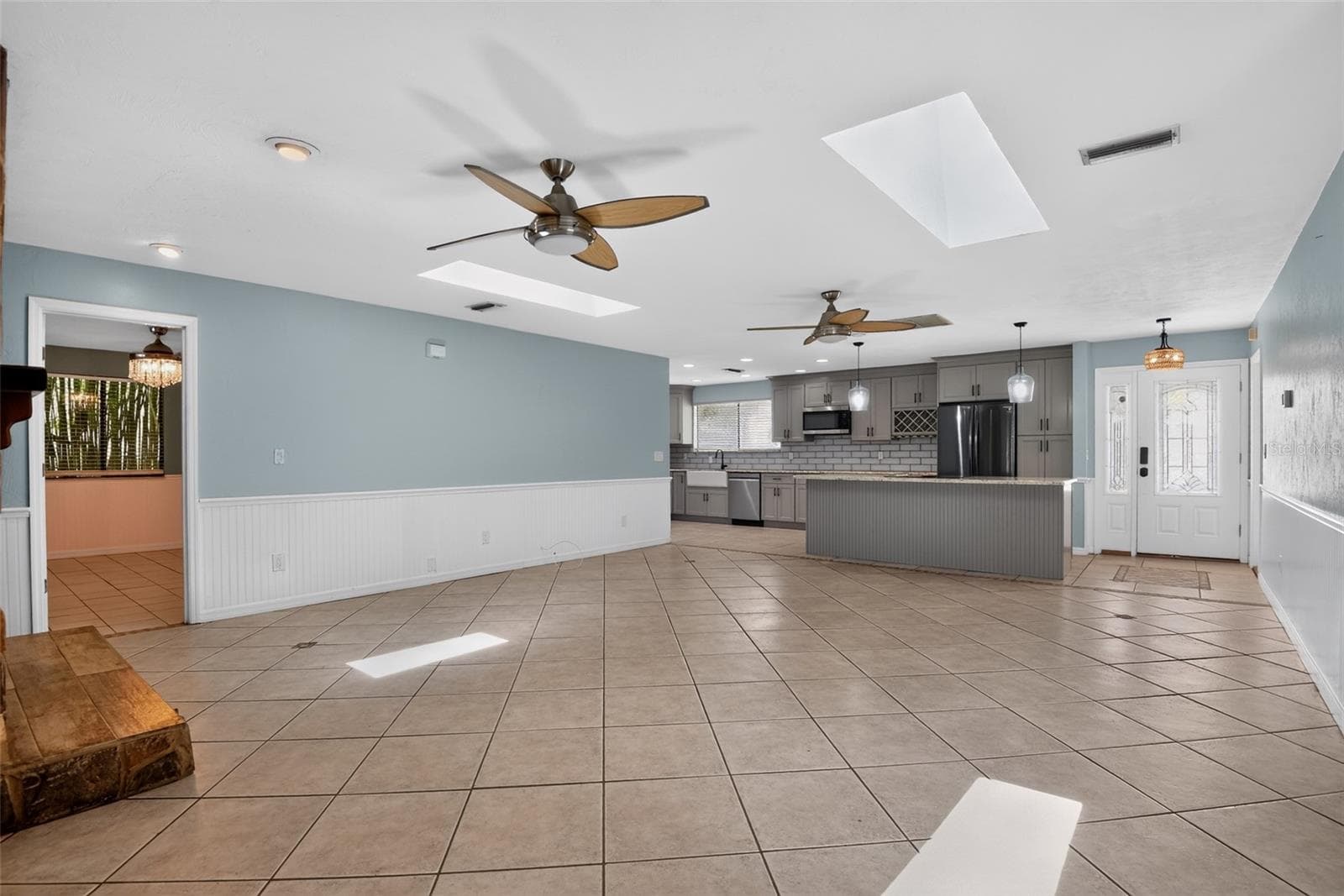 Single Family Residence at 408 PALM AVE, ORMOND BEACH, photo 6 of 45