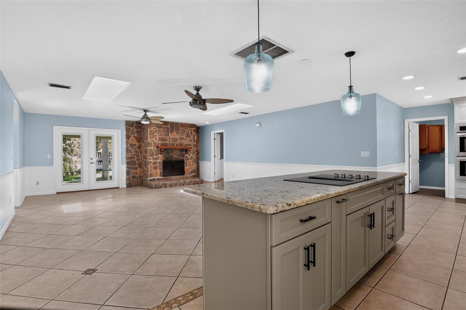 Single Family Residence at 408 PALM AVE, ORMOND BEACH, photo 9 of 45