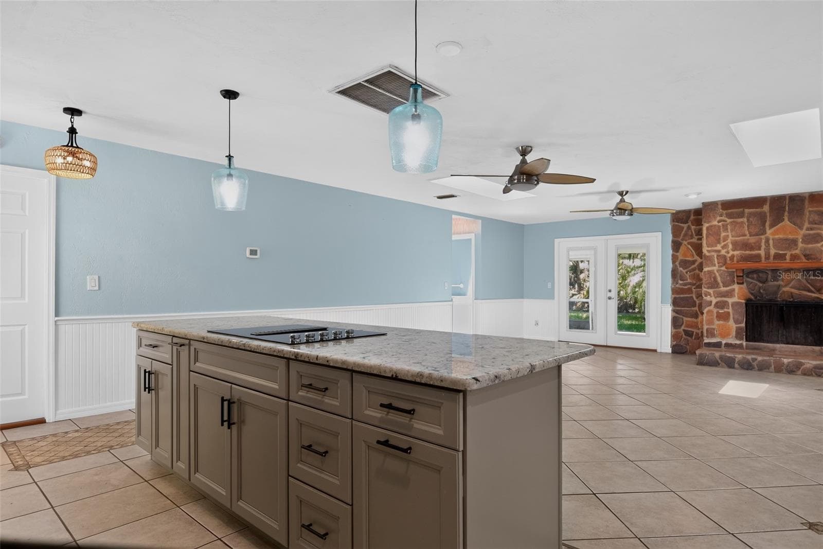 Single Family Residence at 408 PALM AVE, ORMOND BEACH, photo 15 of 45