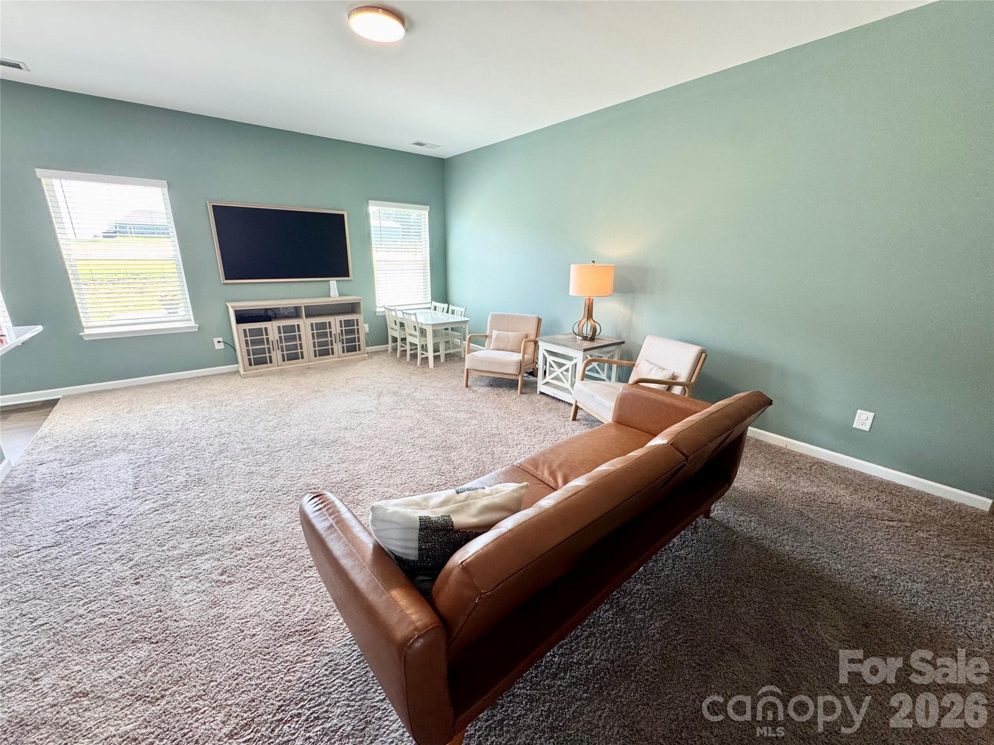 Single Family Residence at 12002 Piney Hollow Trail, Stanfield, photo 5 of 26