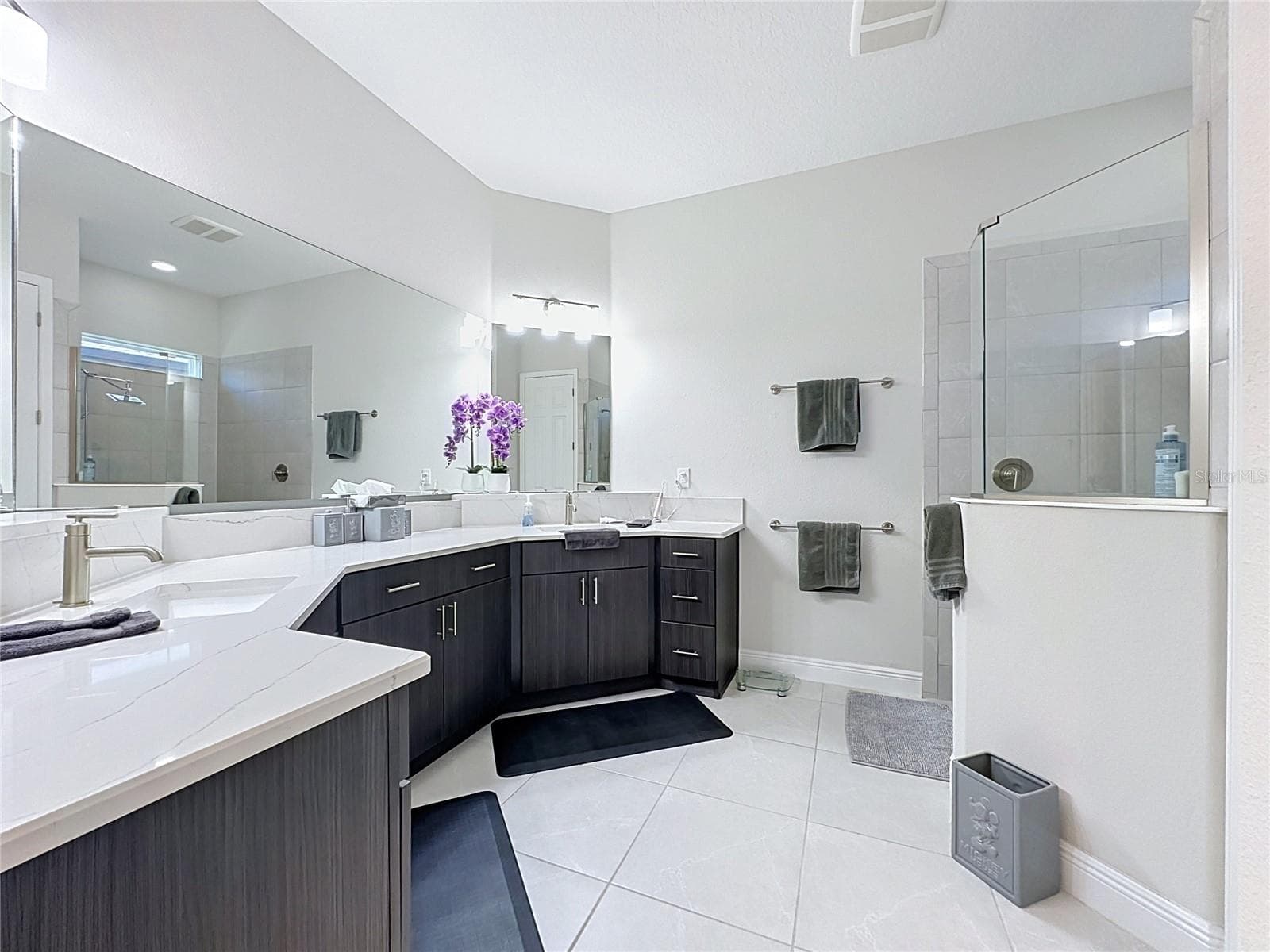 Kitchen - 8665 BRIDGEPORT BAY CIR, MOUNT DORA
