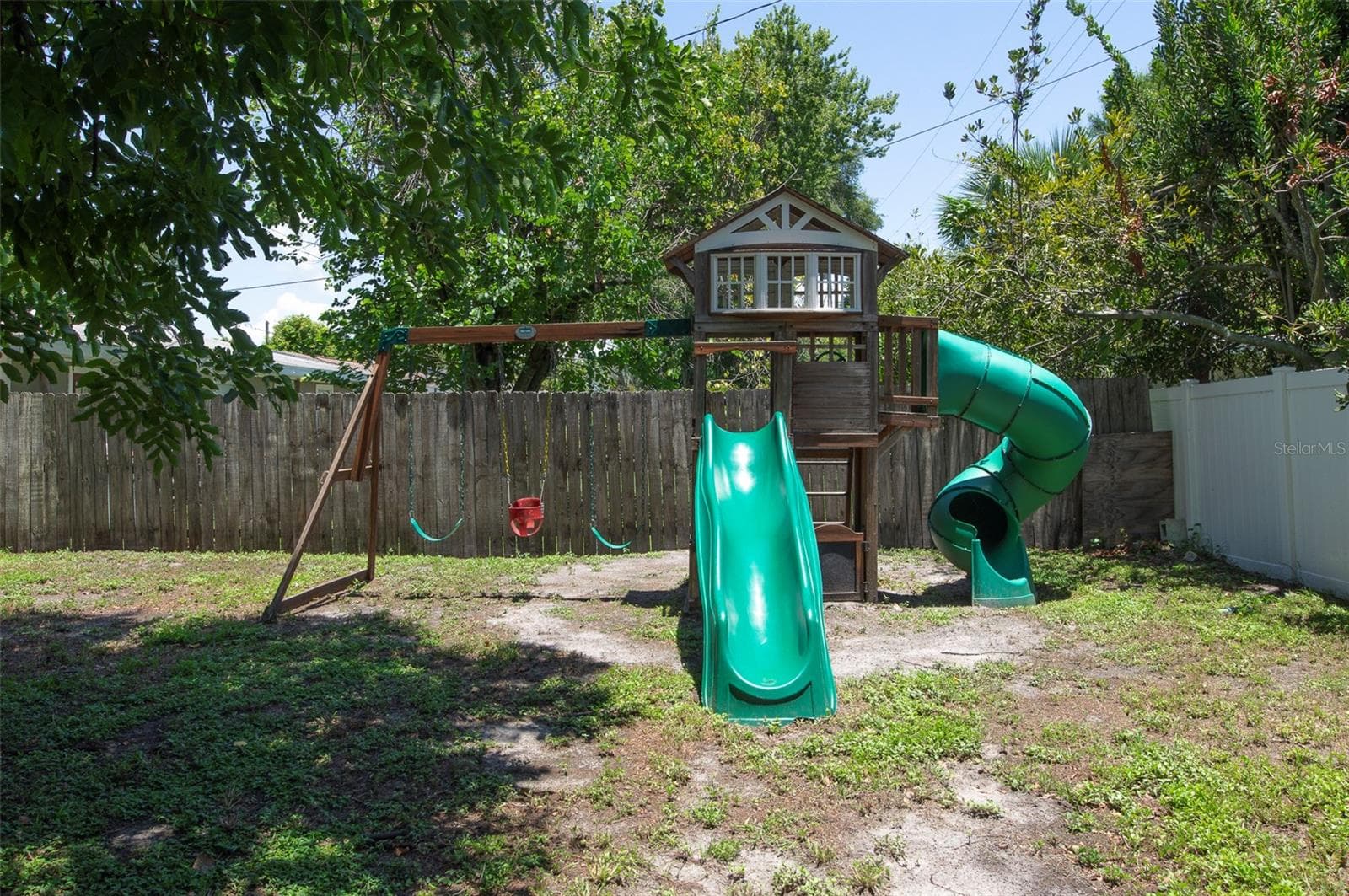 Single Family Residence at 1744 26TH AVE N, ST PETERSBURG, photo 16 of 27