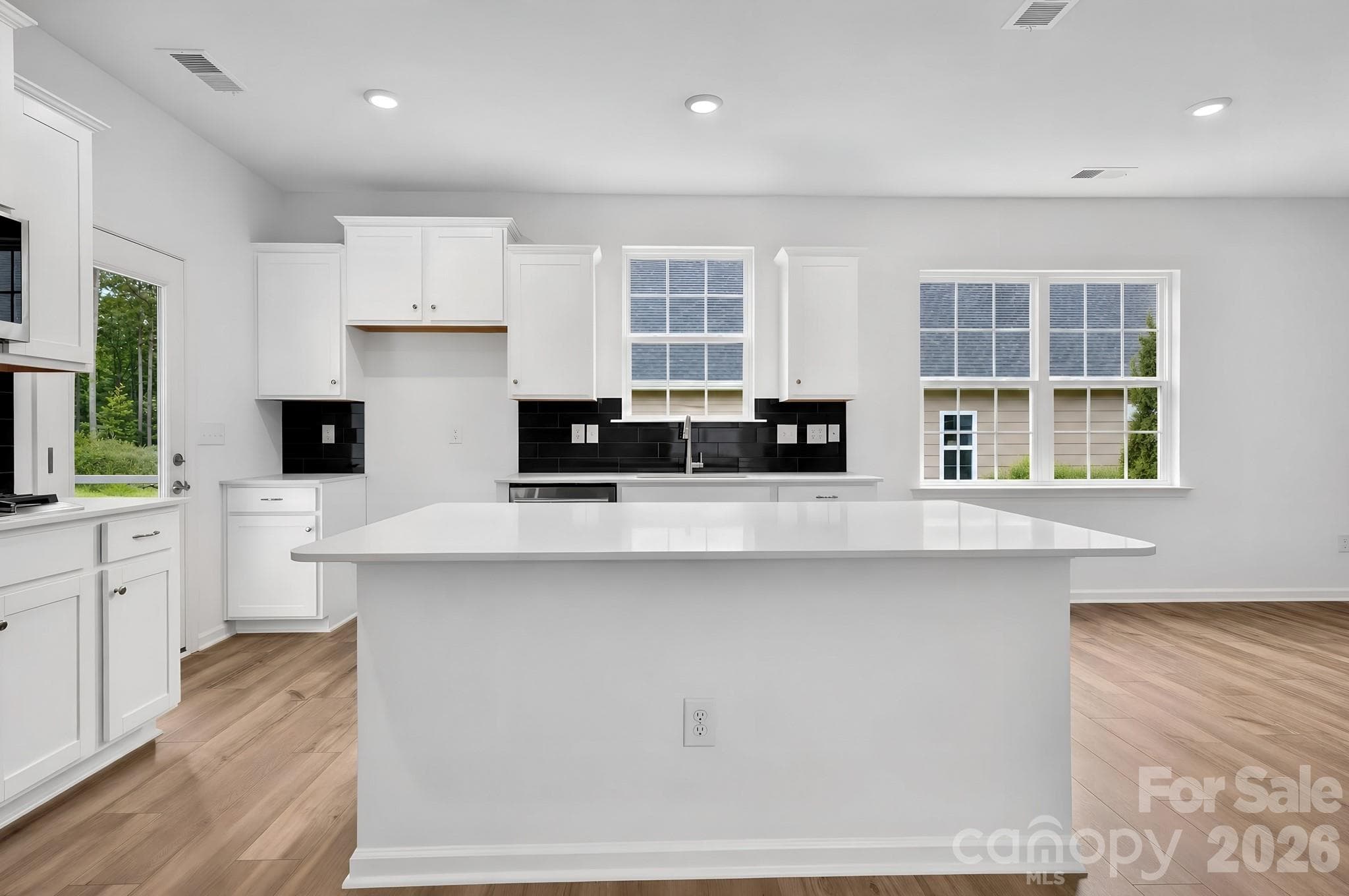 Single Family Residence at 8544 Norman Forest Road, Lancaster, photo 16 of 30