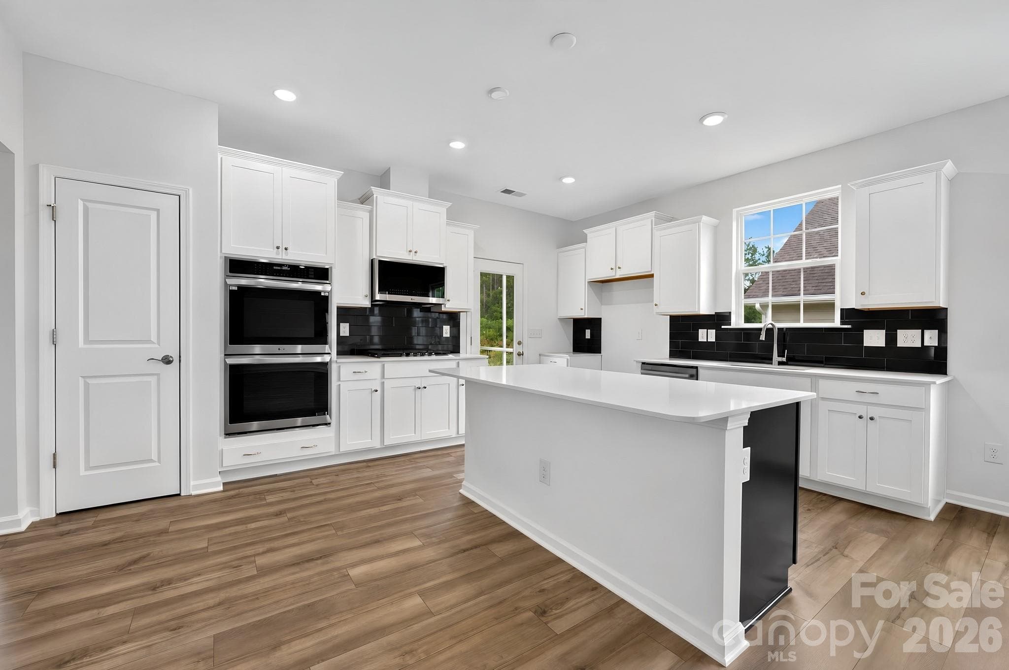 Single Family Residence at 8544 Norman Forest Road, Lancaster, photo 21 of 30