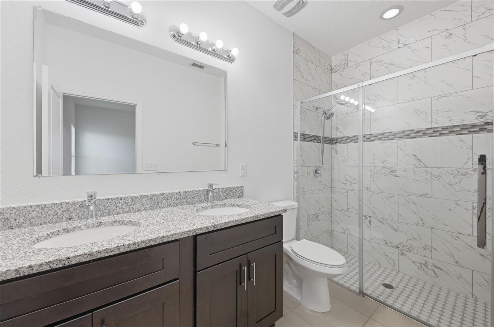 Single Family Residence at 304 BEGONIA CT, POINCIANA, photo 28 of 32