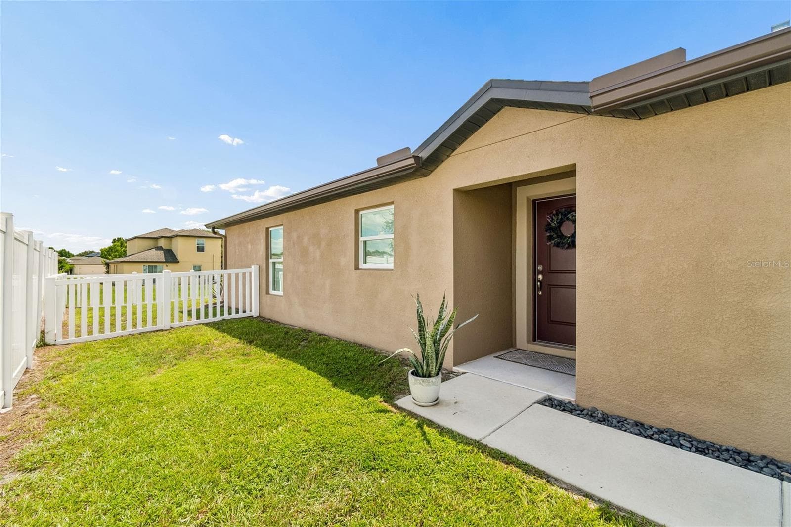 Entry - 14334 HOLLY HAMMOCK LN, BROOKSVILLE
