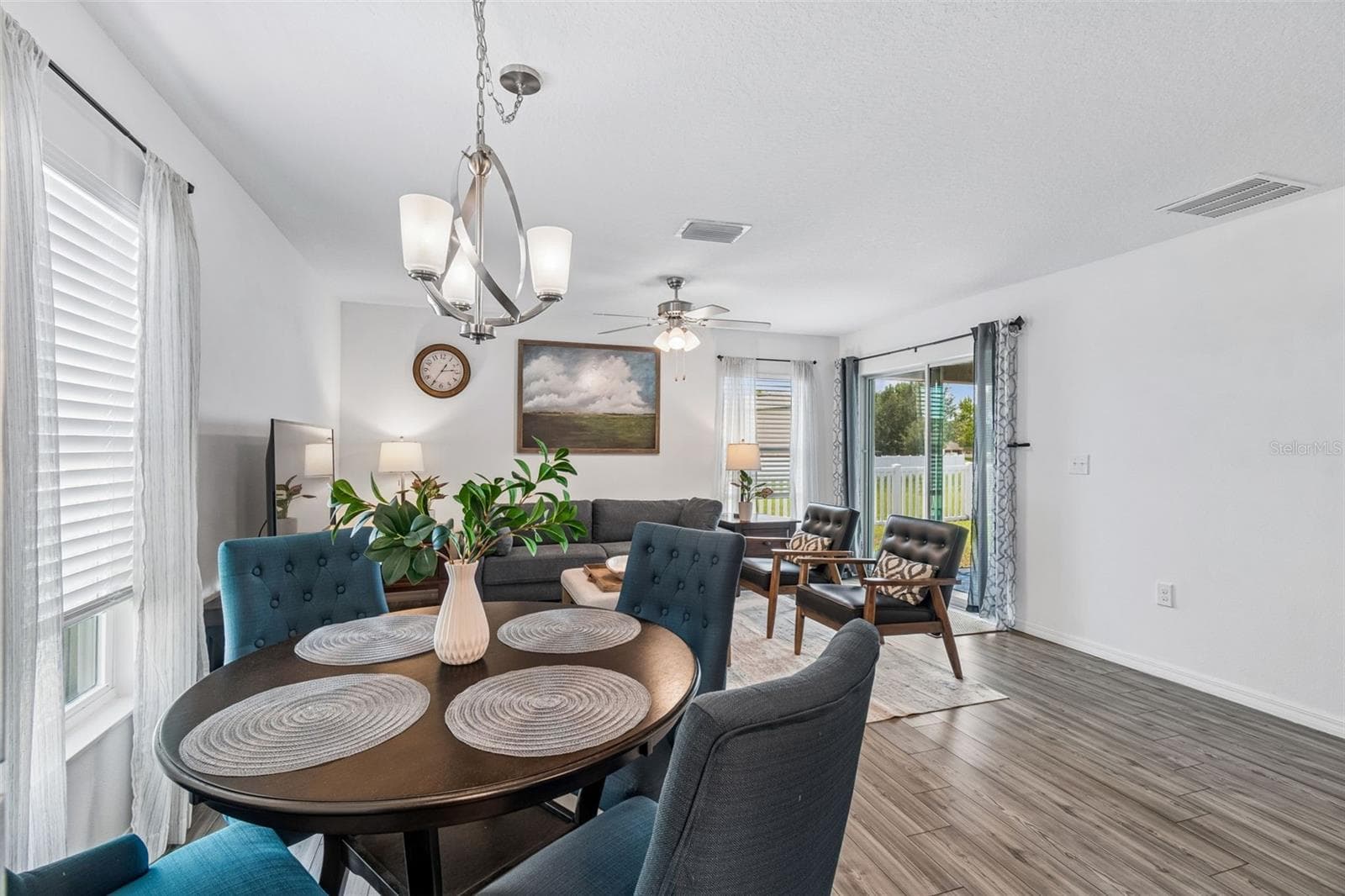 Dining area - 14334 HOLLY HAMMOCK LN, BROOKSVILLE