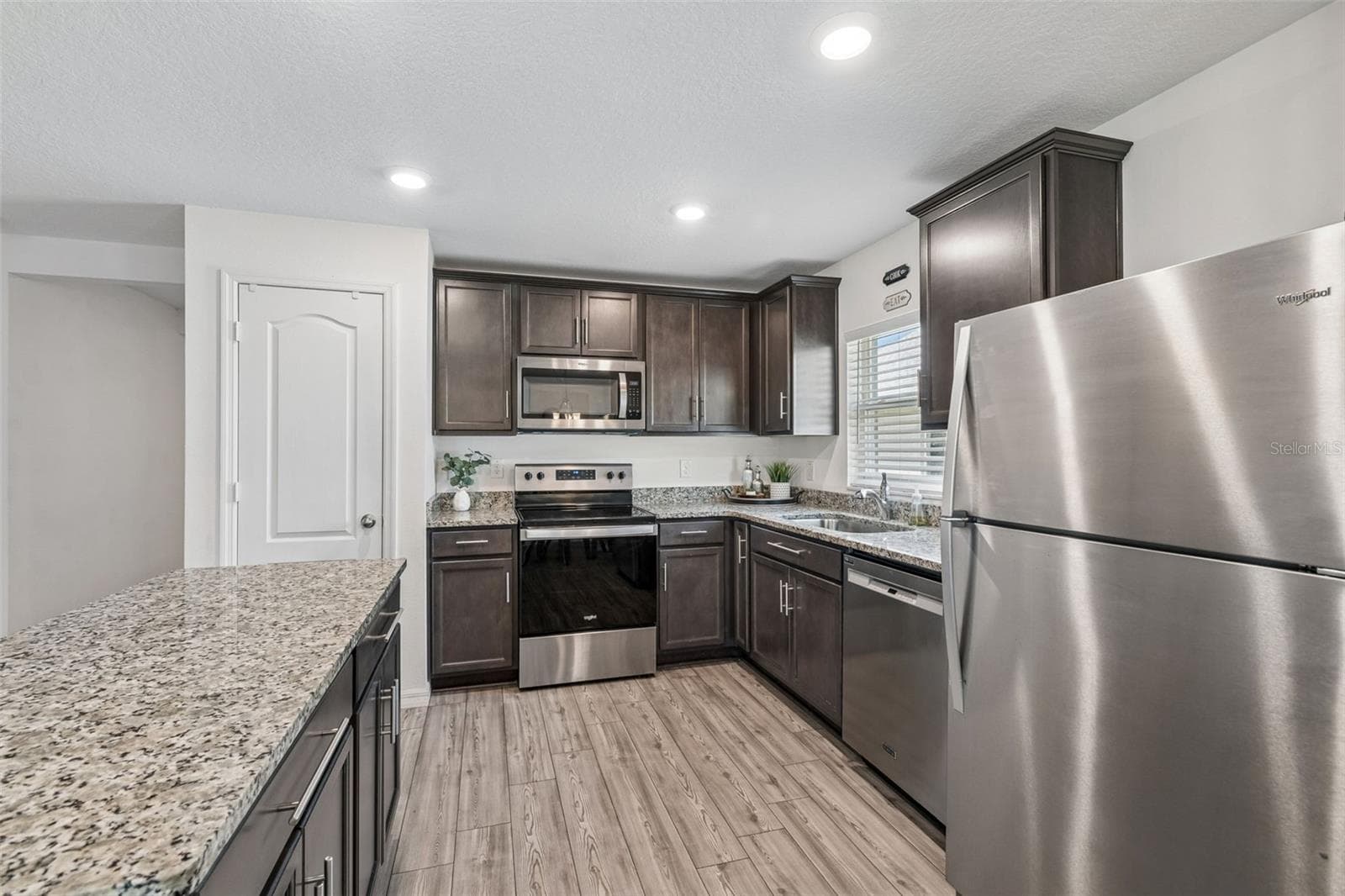 Single Family Residence at 14334 HOLLY HAMMOCK LN, BROOKSVILLE, photo 26 of 82