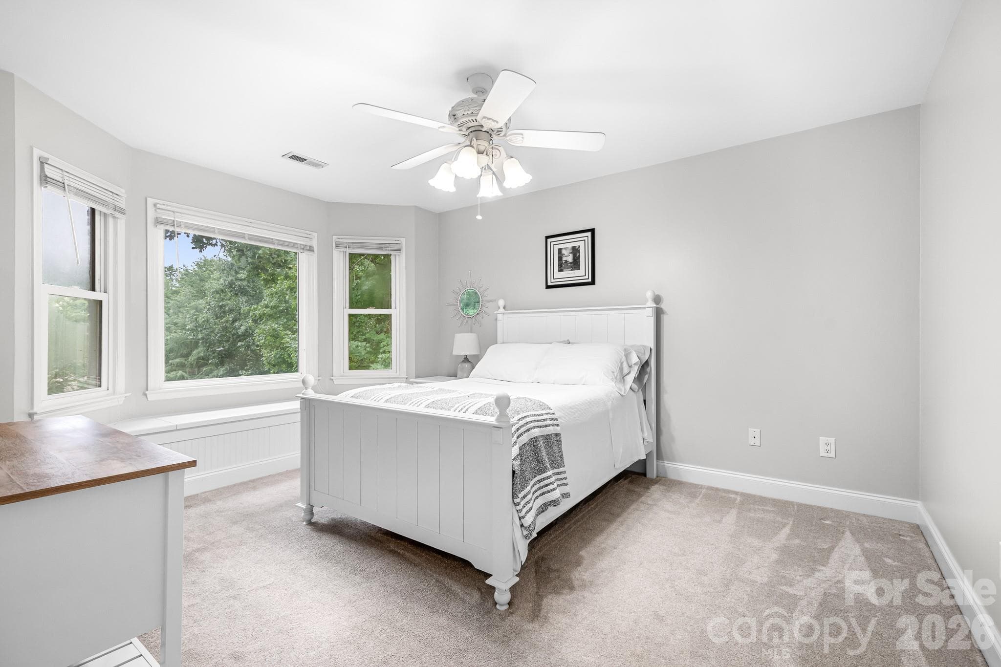 Bedroom 2 - Built in window seat with storage - 7048 Mariners Court, Tega Cay