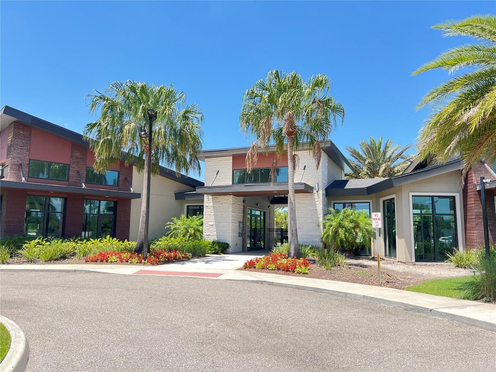 Single Family Residence at 17391 SAW PALMETTO AVE, CLERMONT, photo 13 of 24