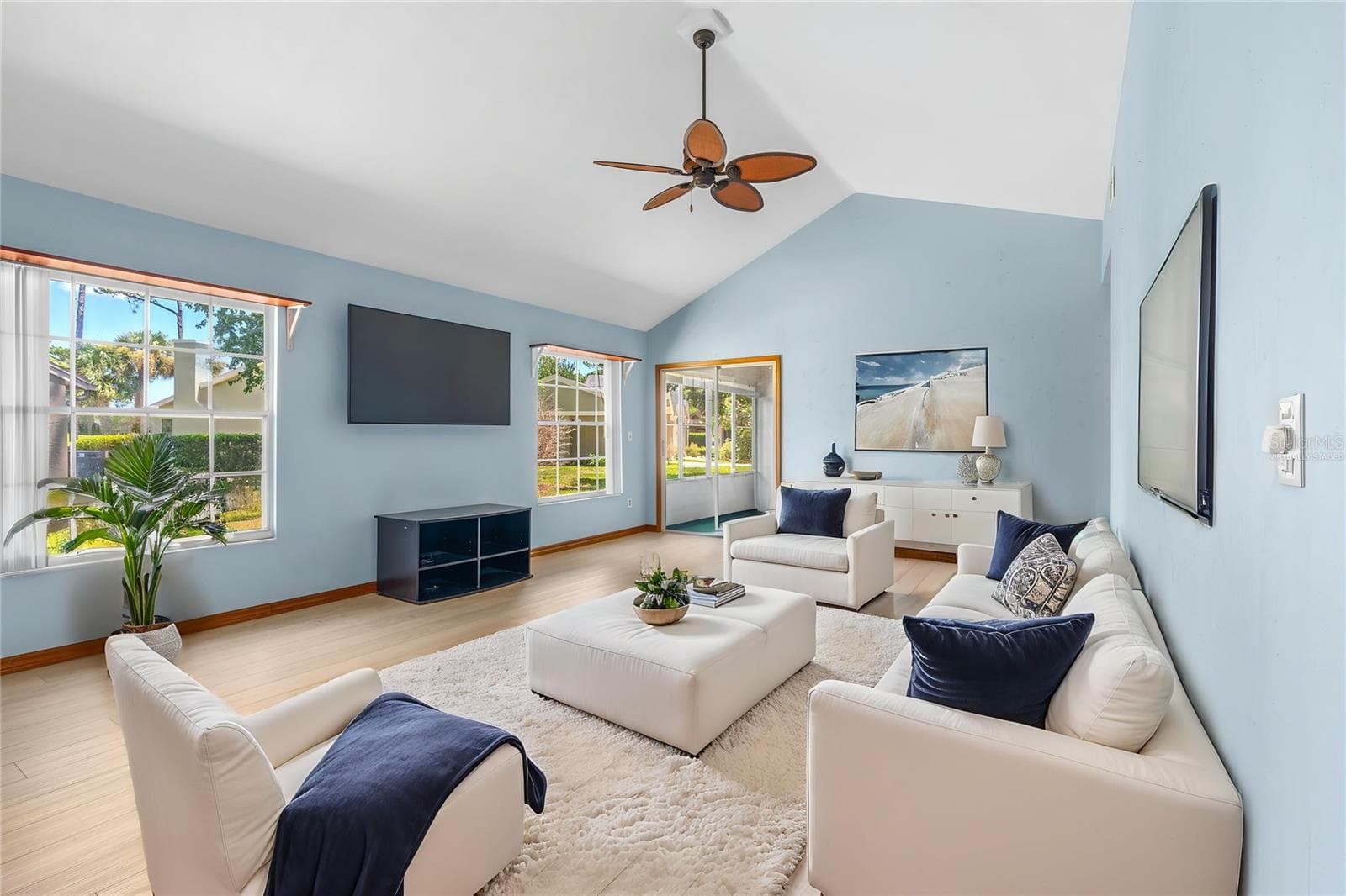 Virtually Staged - 104 SHOAL CREEK CIR, DAYTONA BEACH