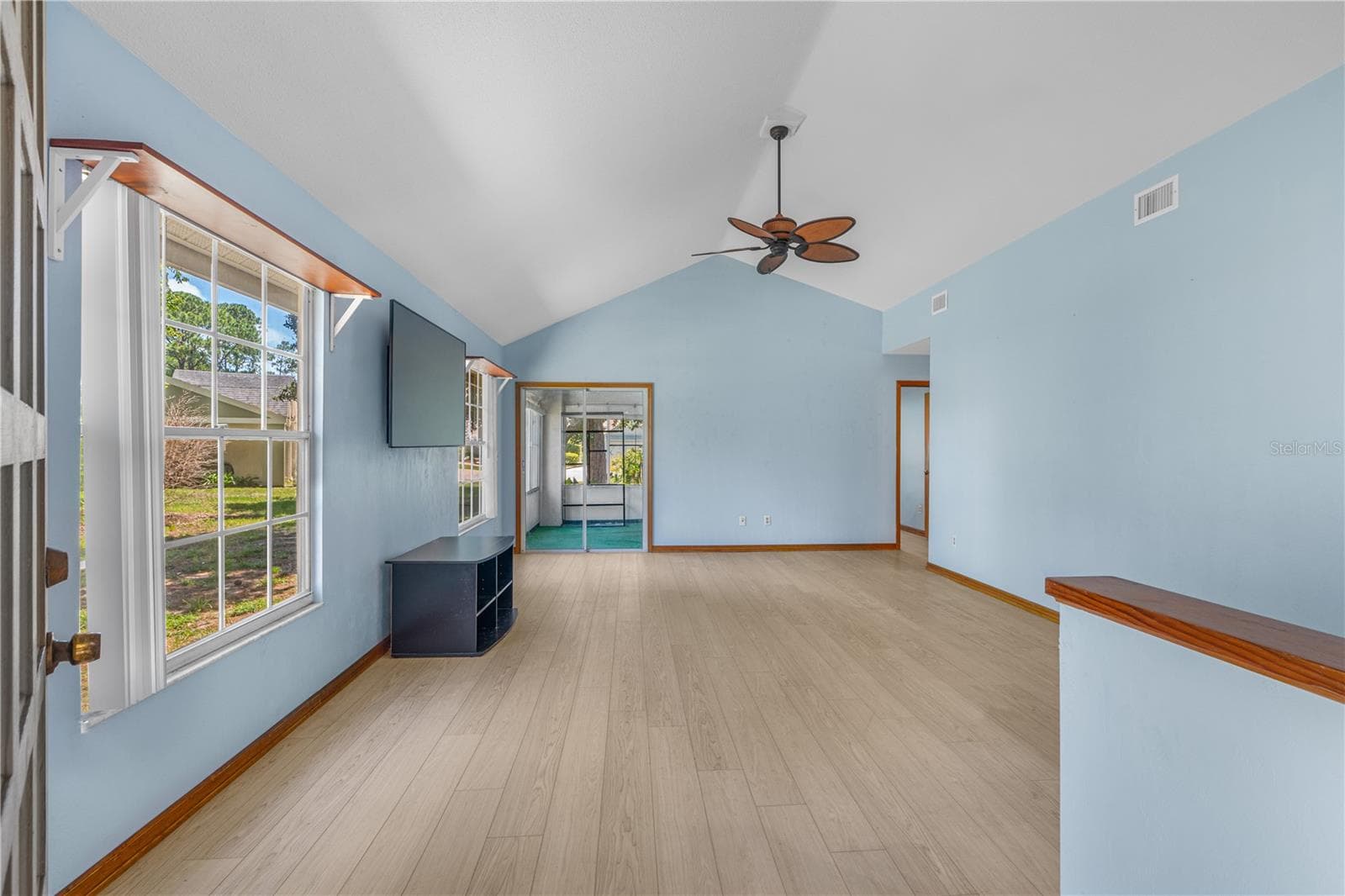 Come On In! - 104 SHOAL CREEK CIR, DAYTONA BEACH