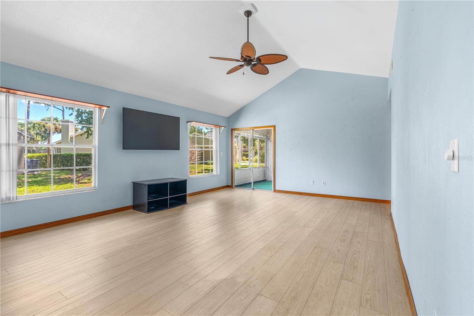 Living Area with Slider to FL Room - 104 SHOAL CREEK CIR, DAYTONA BEACH