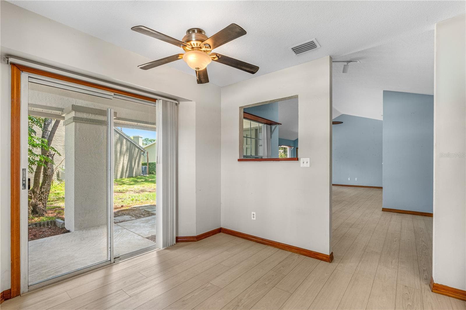 Eat in Kitchen/Breakfast Nook - 104 SHOAL CREEK CIR, DAYTONA BEACH