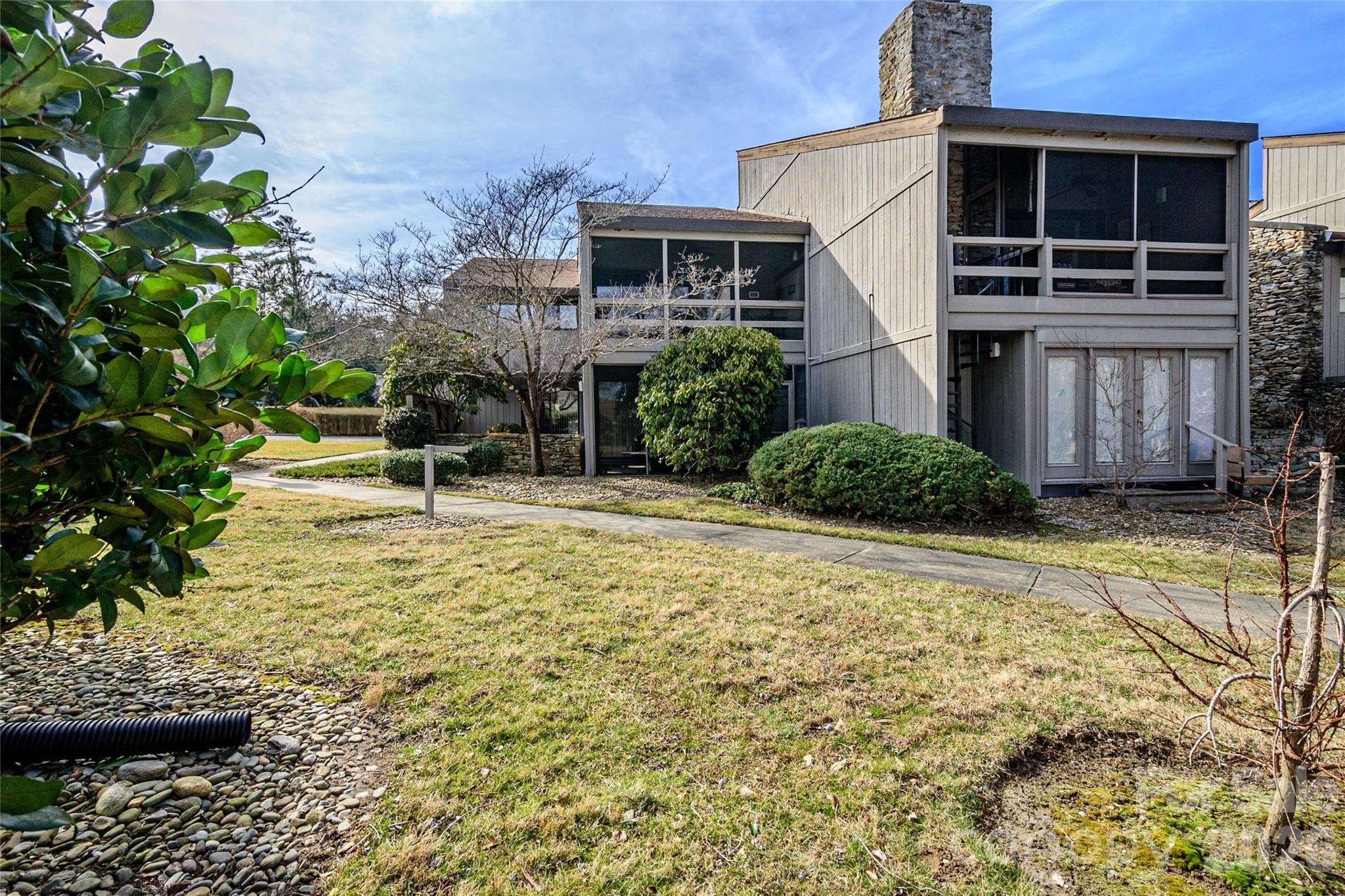 Back of Unit - 8 Lakemoor Lane, Hendersonville