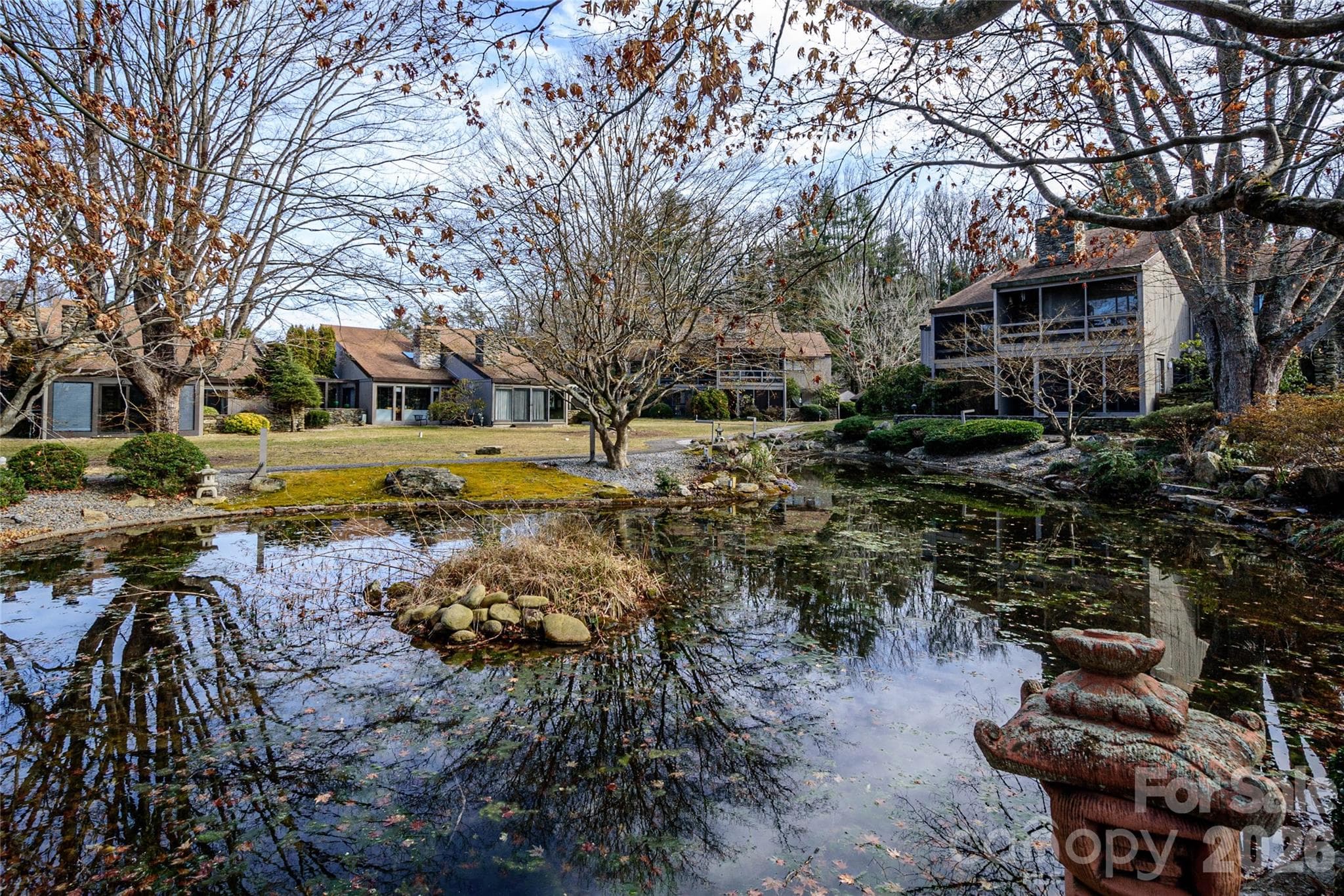 Walking Path with pond - 8 Lakemoor Lane, Hendersonville