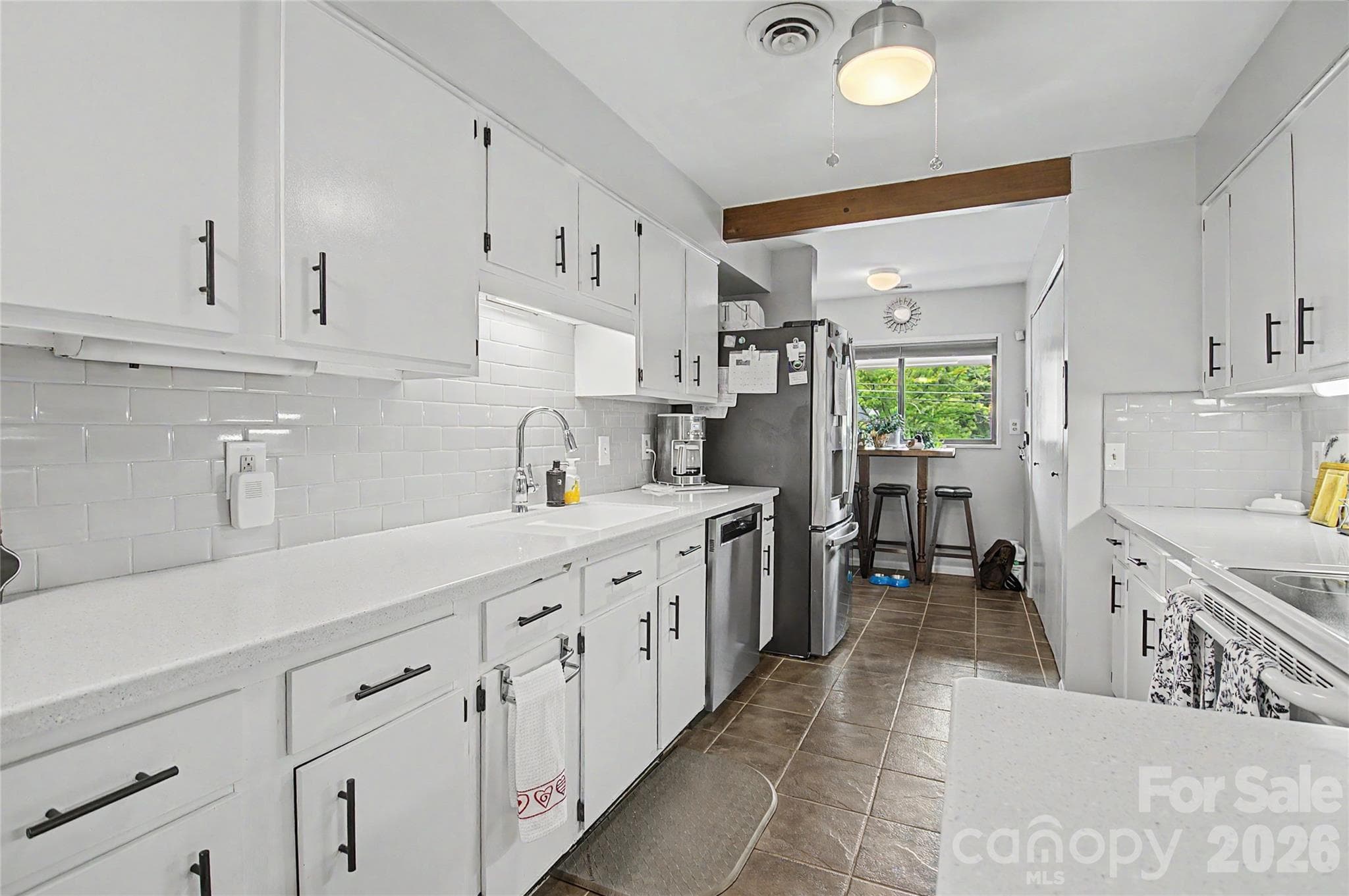 Galley Kitchen - 8 Lakemoor Lane, Hendersonville