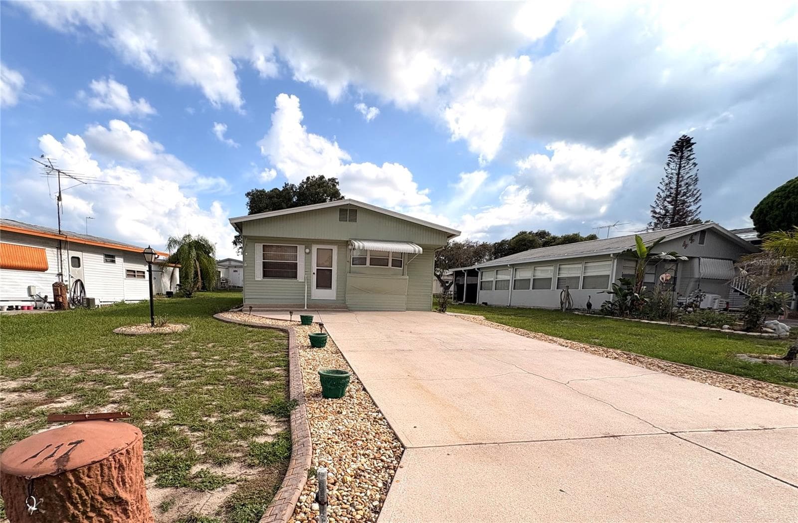 Front - 117 SADDLEBAG TRL, LAKE WALES