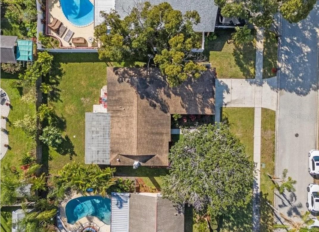 Single Family Residence at 11145 BELLA LOMA DR, LARGO, photo 3 of 27