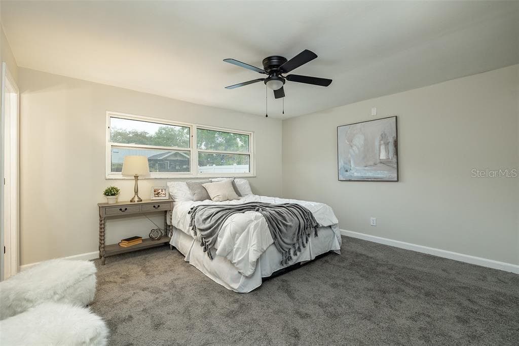 Single Family Residence at 11145 BELLA LOMA DR, LARGO, photo 18 of 27