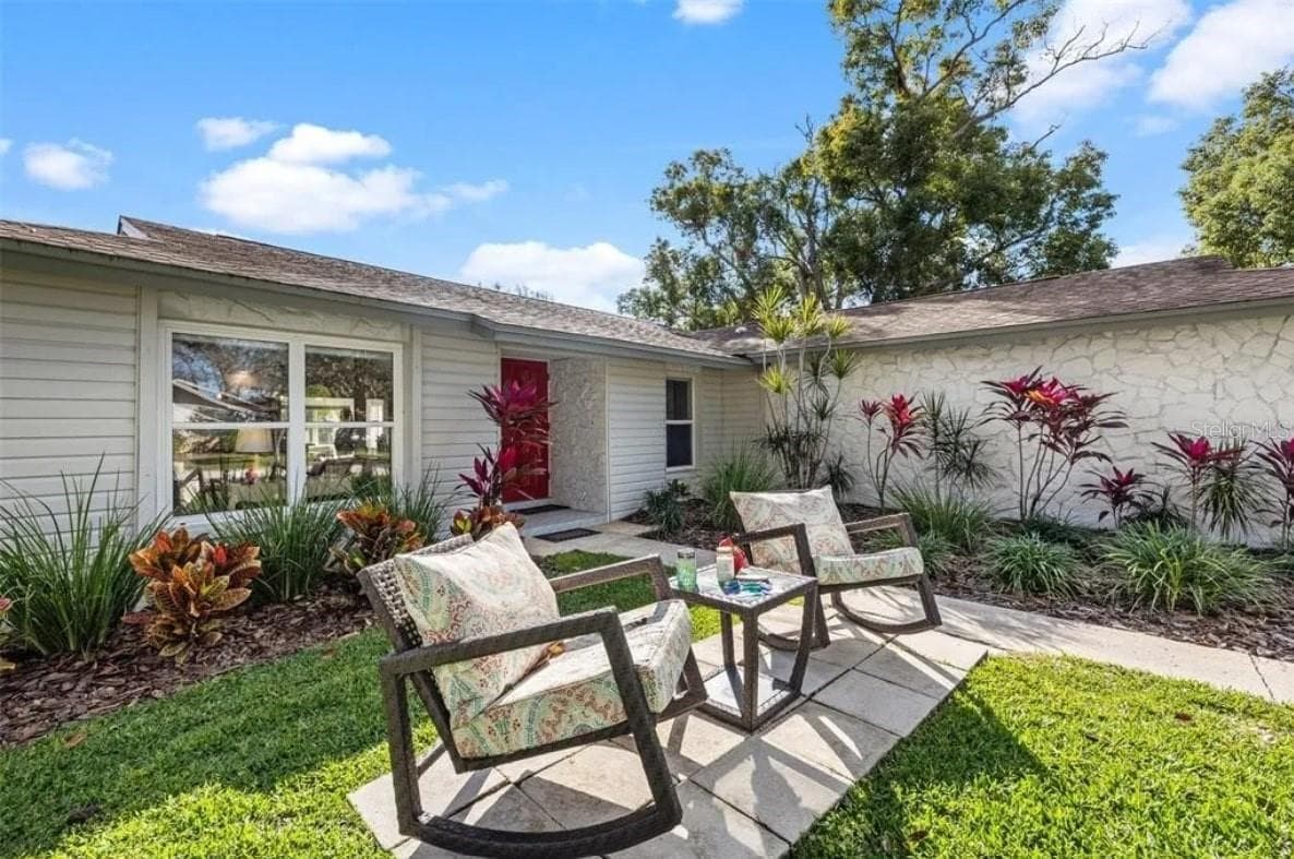 Single Family Residence at 11145 BELLA LOMA DR, LARGO, photo 26 of 27