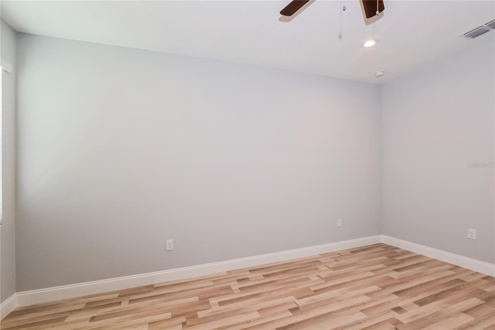 Single Family Residence at 102 CONCH WAY, POINCIANA, photo 9 of 15