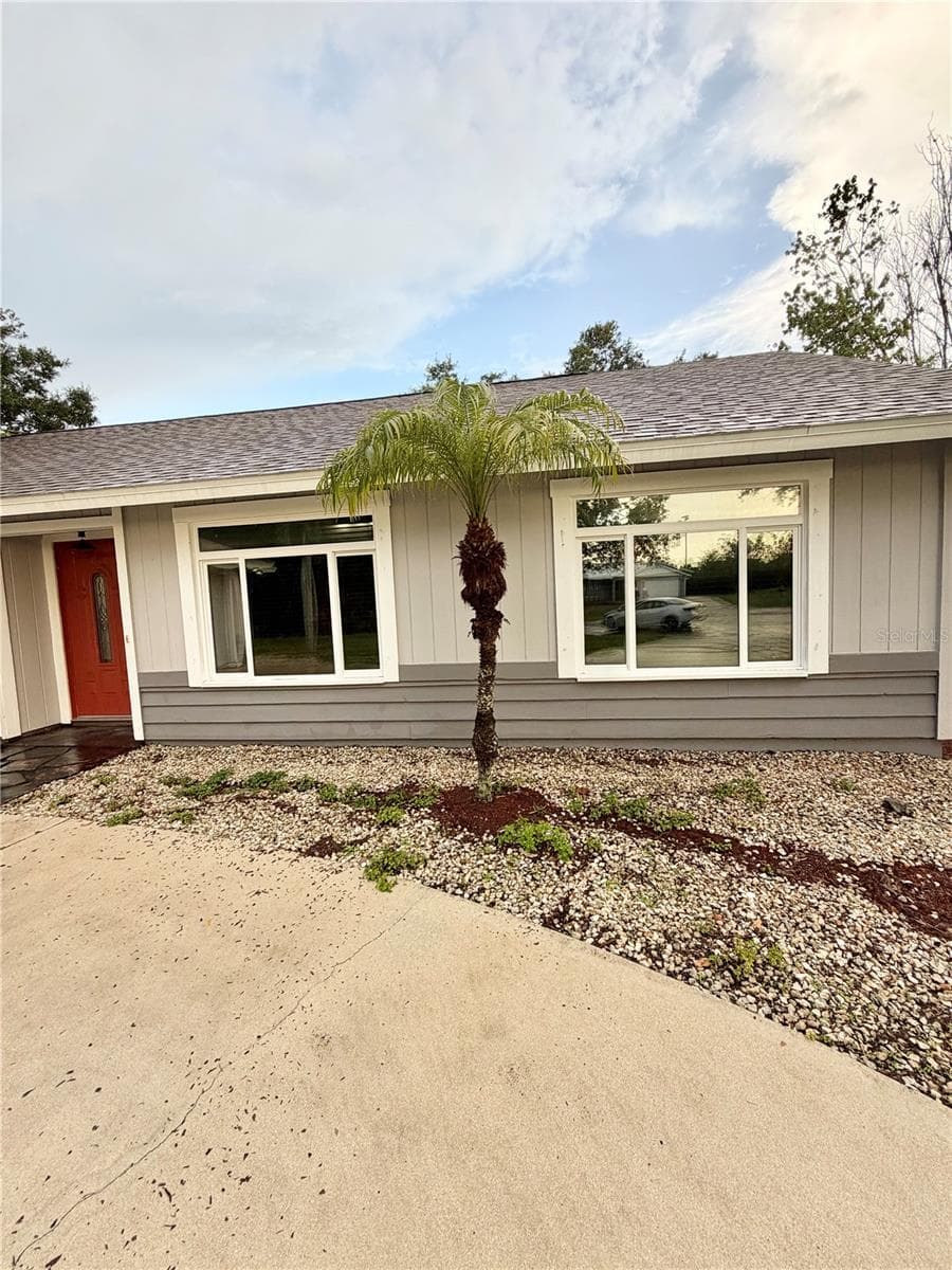 Single Family Residence at 5274 CEDAR HAMMOCK CT, SARASOTA, photo 5 of 55