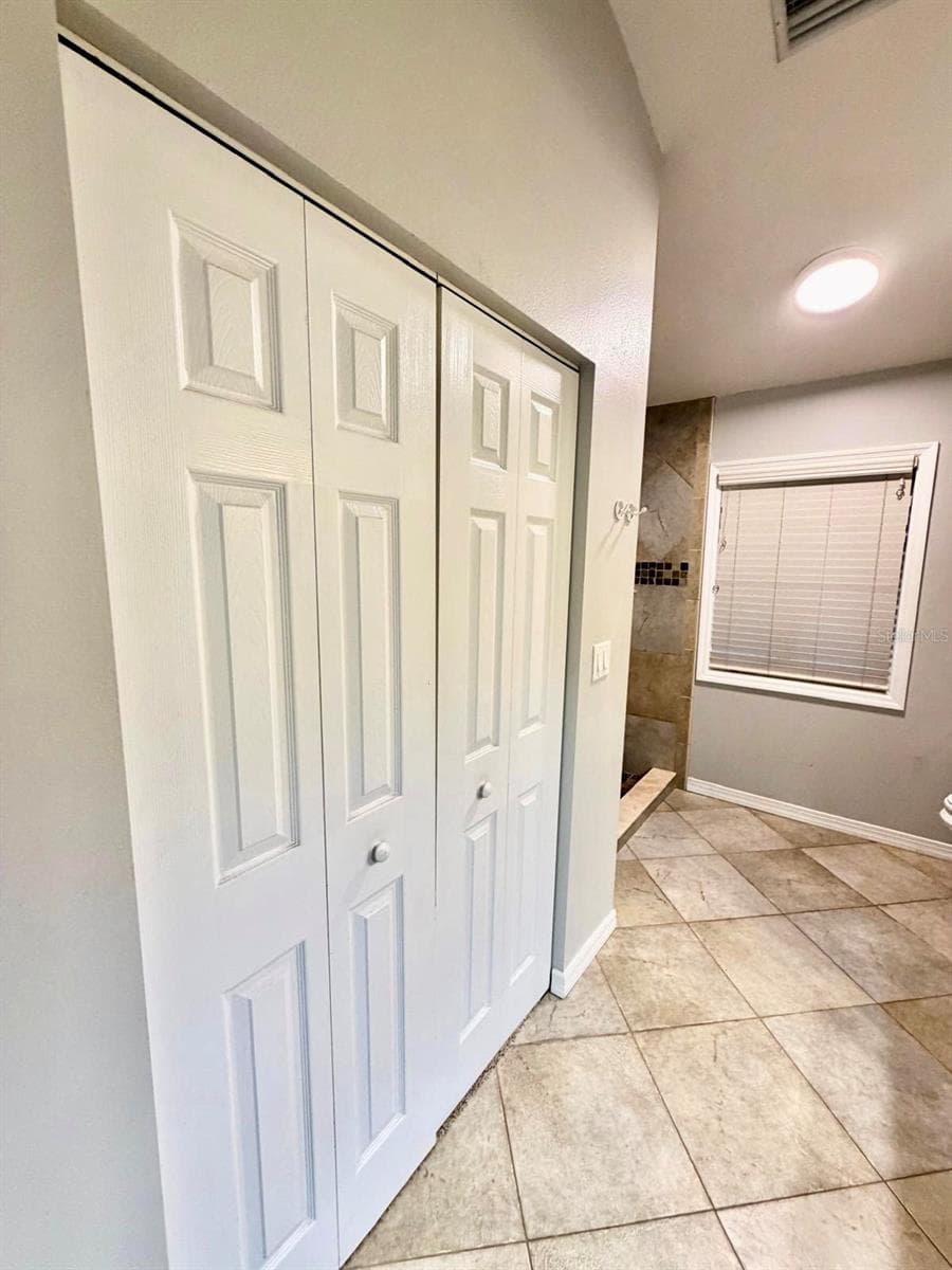 Single Family Residence at 5274 CEDAR HAMMOCK CT, SARASOTA, photo 39 of 55