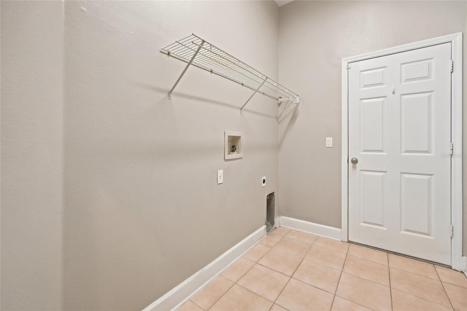 Laundry Room - 5517 GREYSTONE DR, SPRING HILL