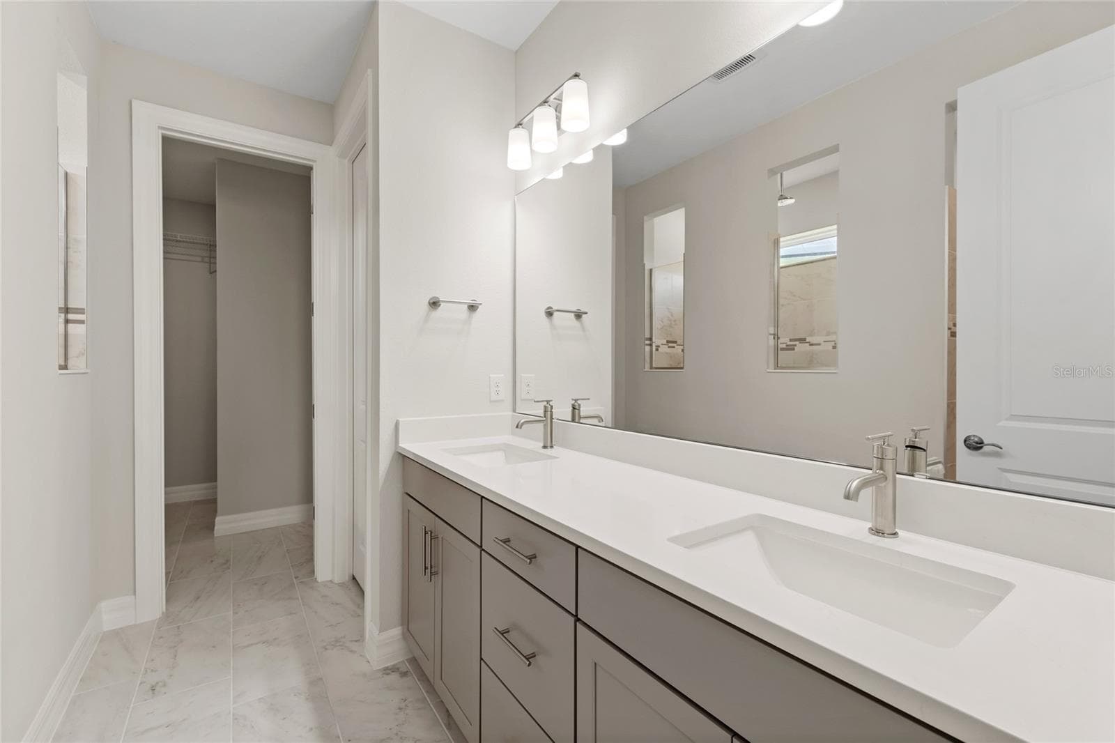 Single Family Residence at 5173 FOOTHILLS PRESERVE LOOP, MOUNT DORA, photo 21 of 49