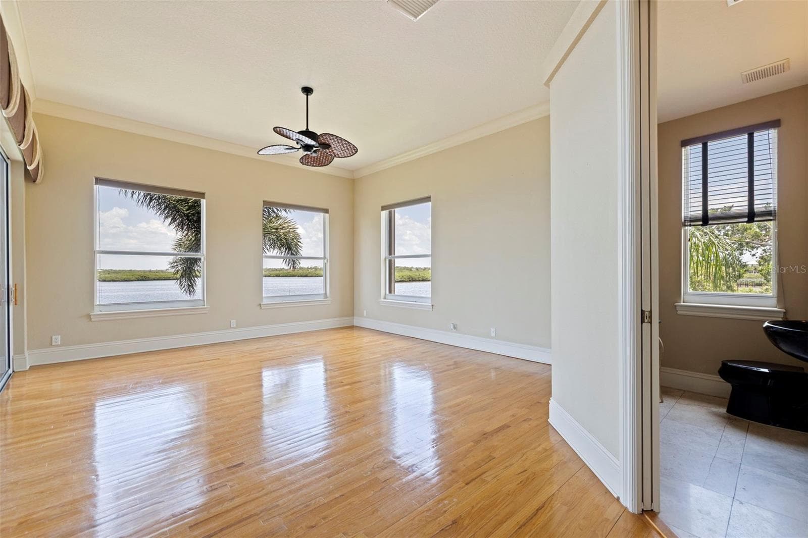Single Family Residence at 4631 HARBORPOINTE DR, PORT RICHEY, photo 25 of 57