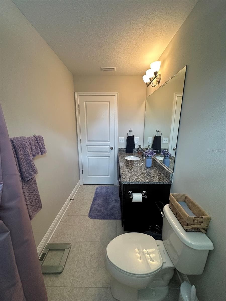 Single Family Residence at 3313 W WALNUT ST, TAMPA, photo 11 of 23