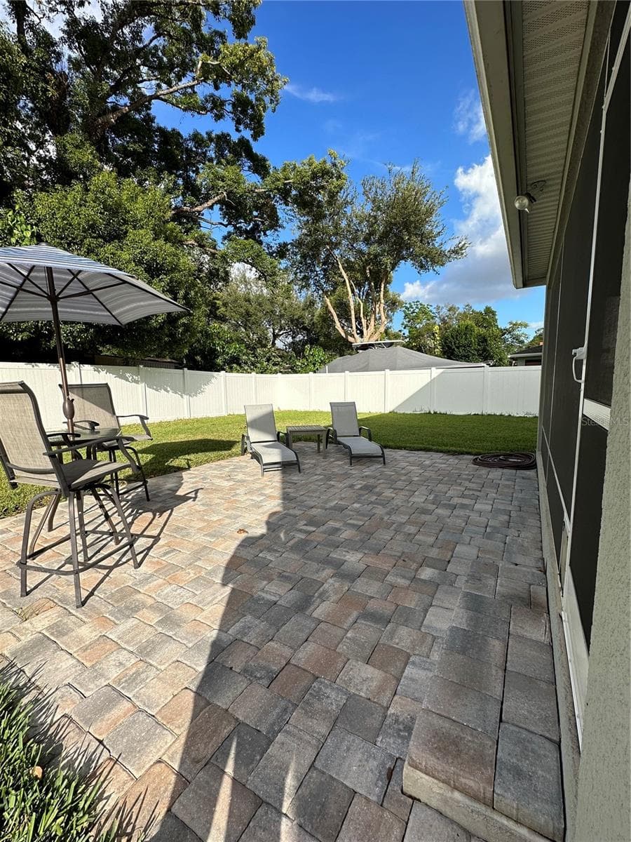 Single Family Residence at 3313 W WALNUT ST, TAMPA, photo 19 of 23