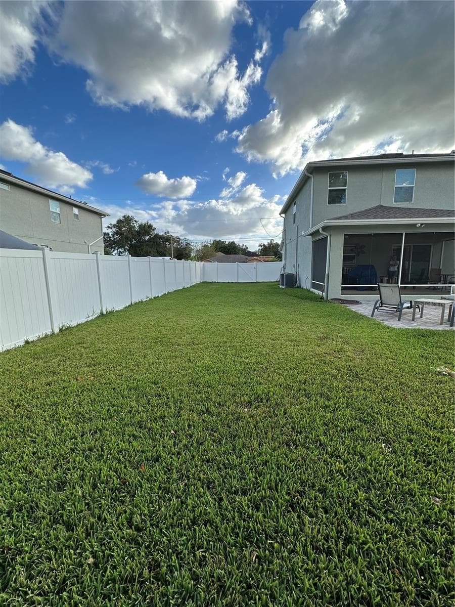 Single Family Residence at 3313 W WALNUT ST, TAMPA, photo 20 of 23