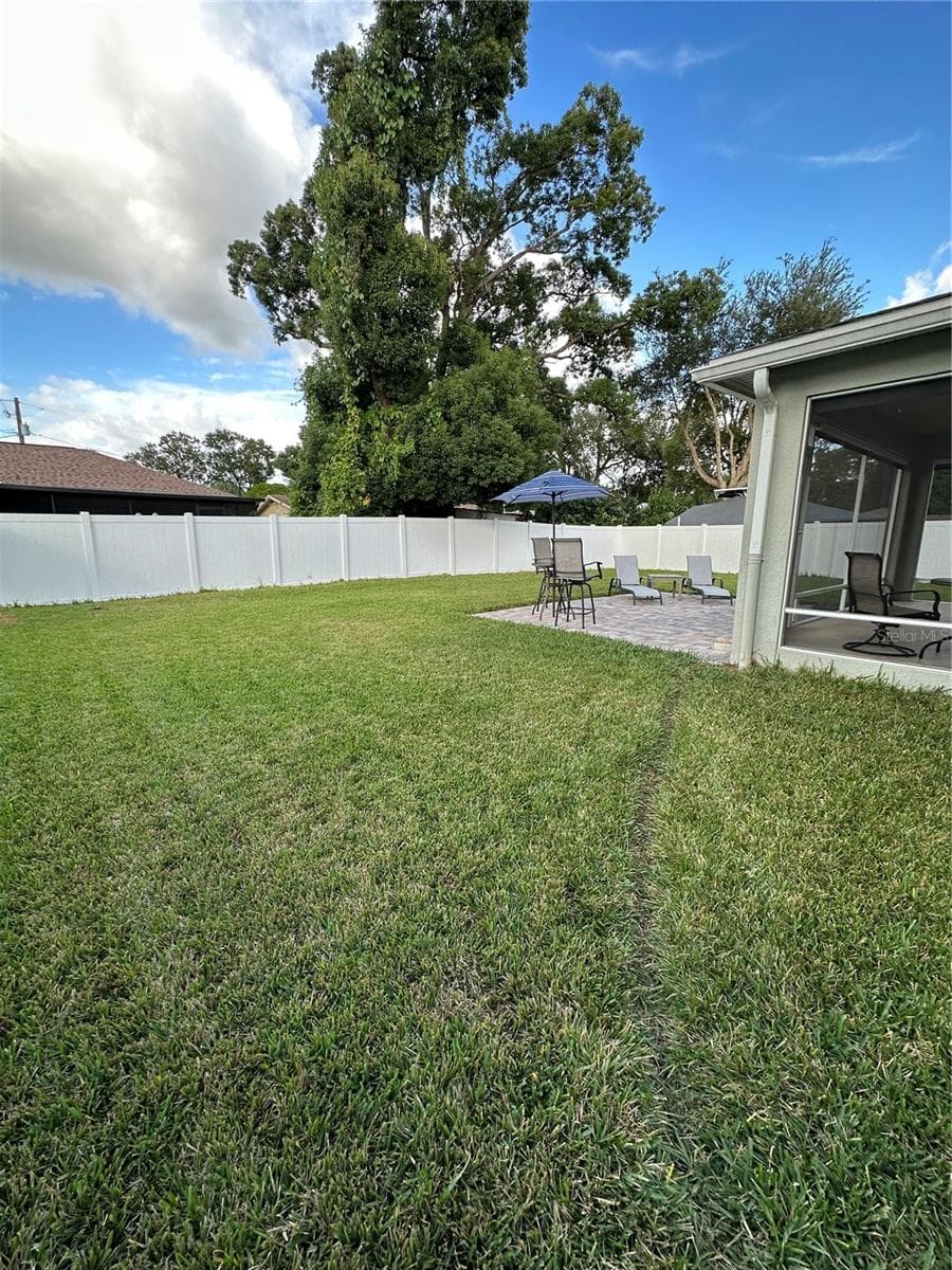 Single Family Residence at 3313 W WALNUT ST, TAMPA, photo 21 of 23