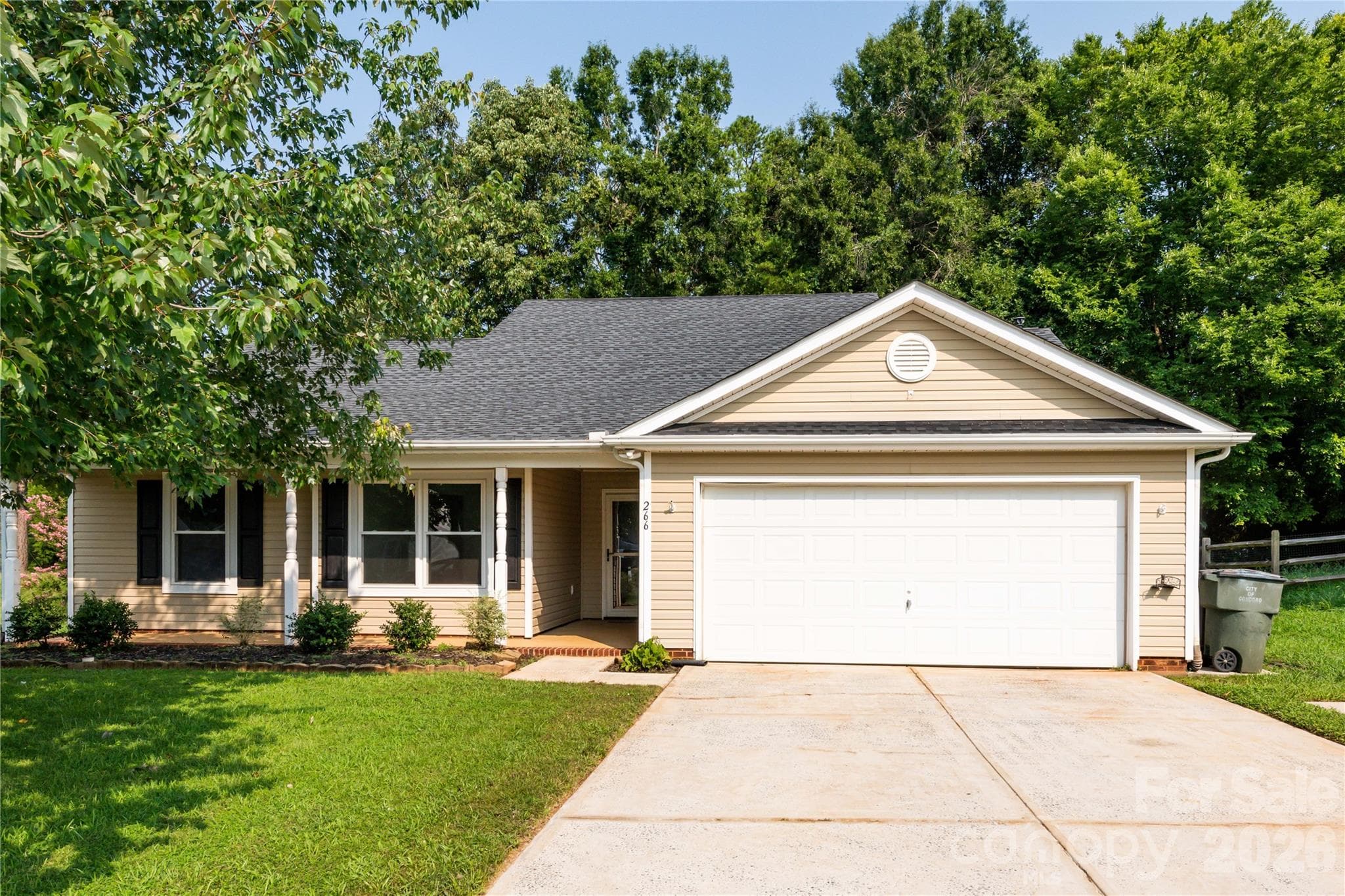 Beautifully well-maintained 4 bedroom, 3 full bath home with TWO primary suites - 266 Kendra Drive SW, Concord