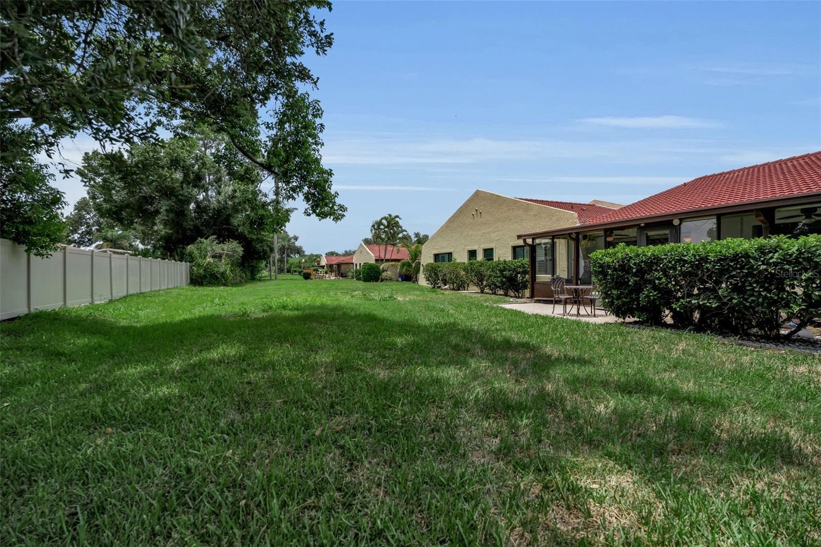 A very private backyard. - 1409 56TH ST W #1409, BRADENTON