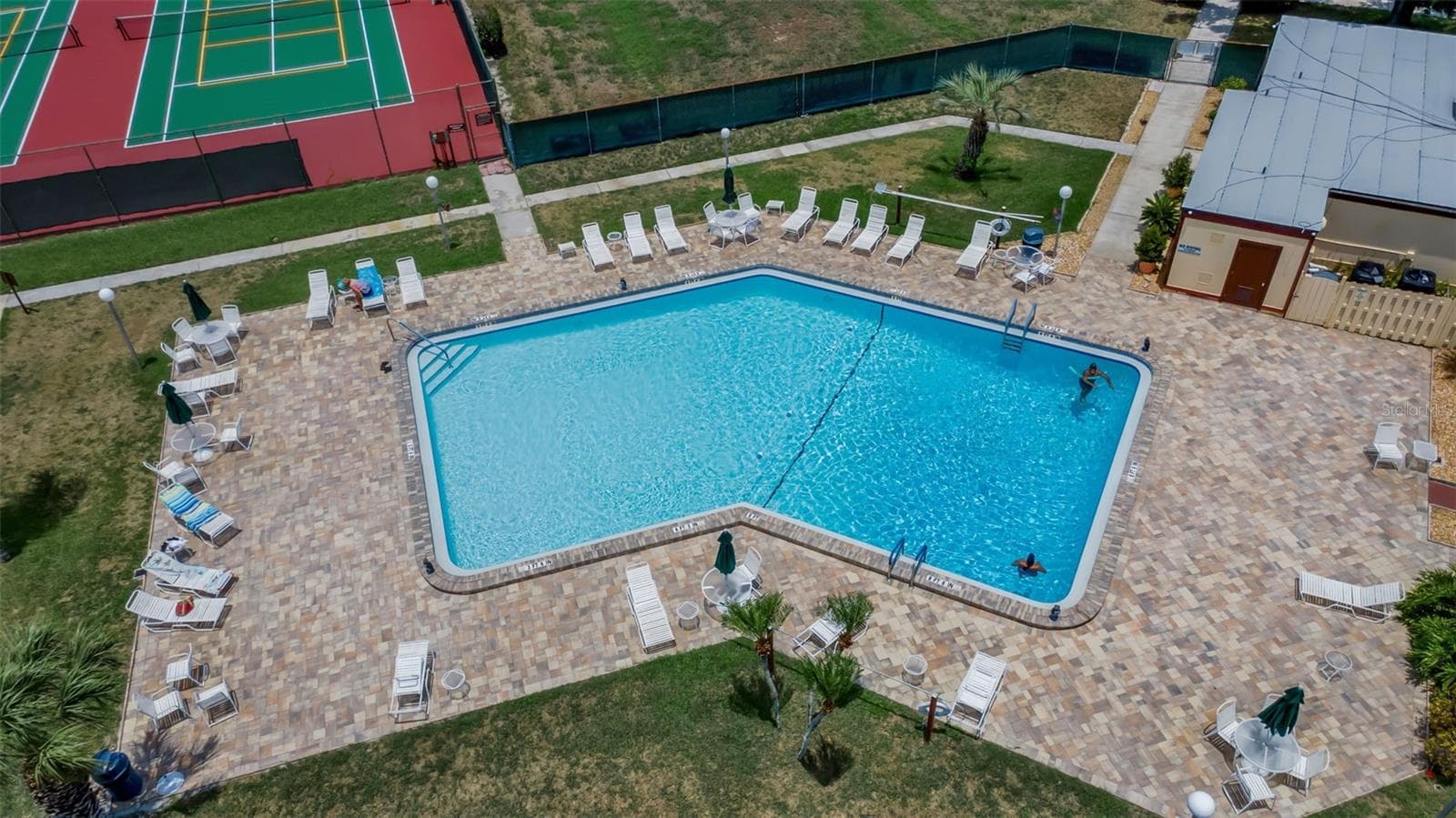 Condominium at 1409 56TH ST W #1409, BRADENTON, photo 49 of 74