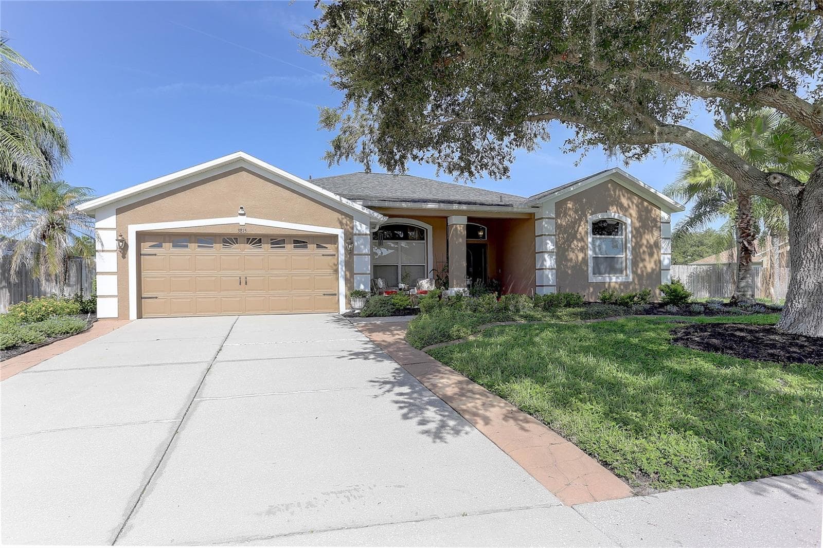 Front, 2 Car Garage - 3815 RED BLUFF CT, LAND O LAKES