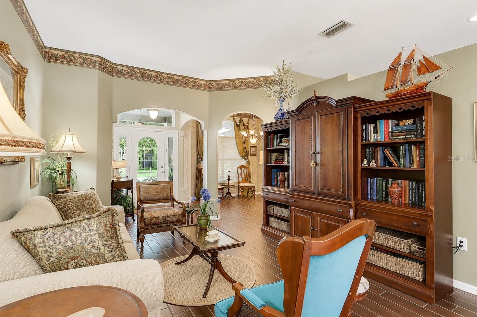 Living - 3815 RED BLUFF CT, LAND O LAKES