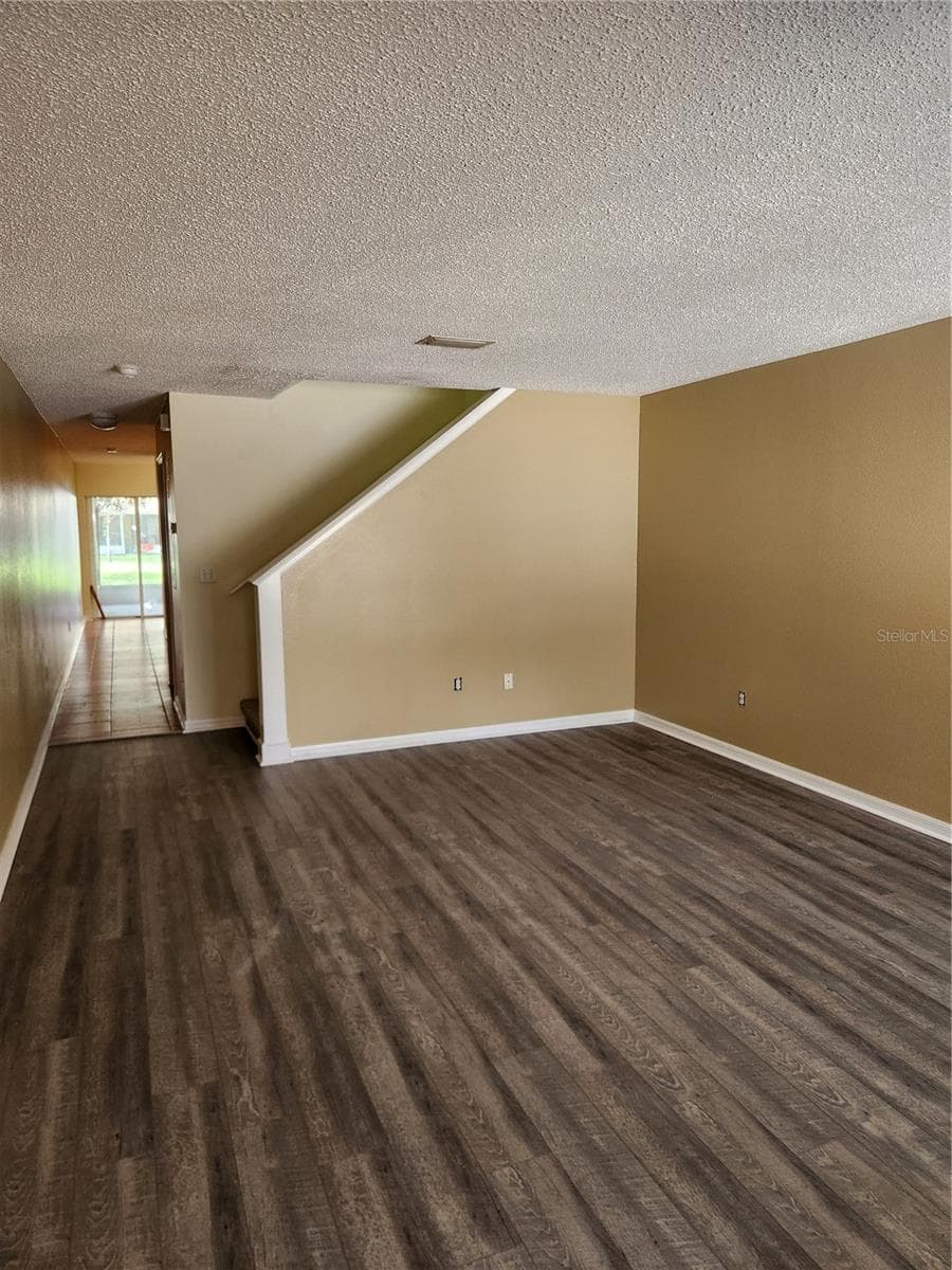 Townhouse at 10815 BRICKSIDE CT, RIVERVIEW, photo 2 of 9