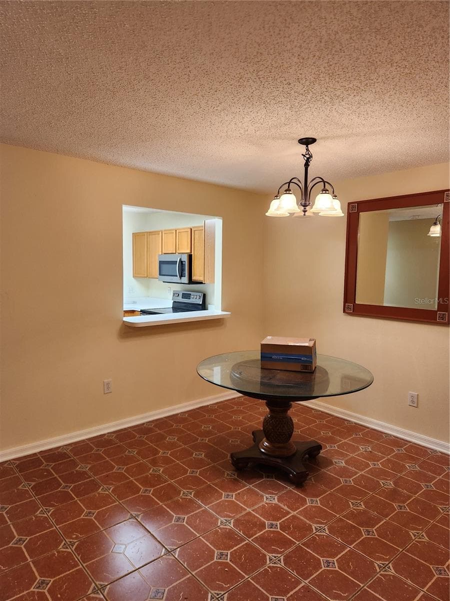 Townhouse at 10815 BRICKSIDE CT, RIVERVIEW, photo 3 of 9