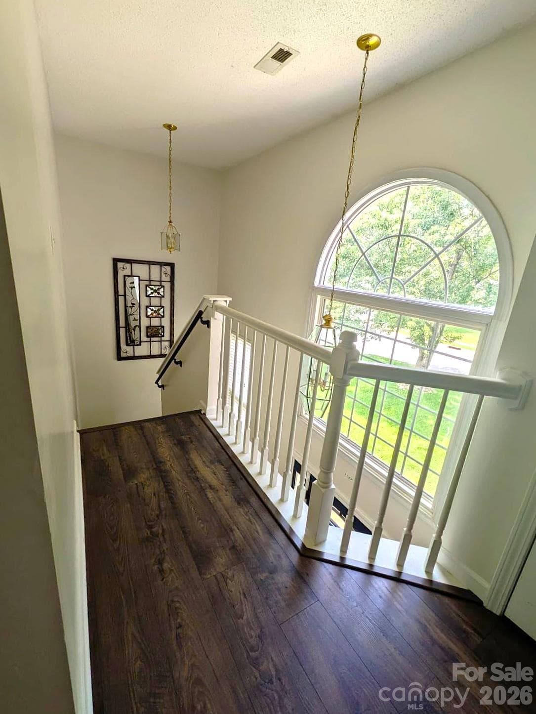 Single Family Residence at 9026 Shenington Place, Charlotte, photo 10 of 17