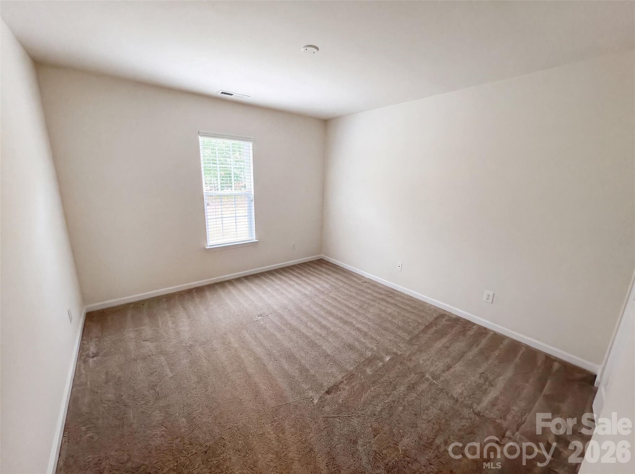 Single Family Residence at 17240 Westmill Lane, Charlotte, photo 9 of 15