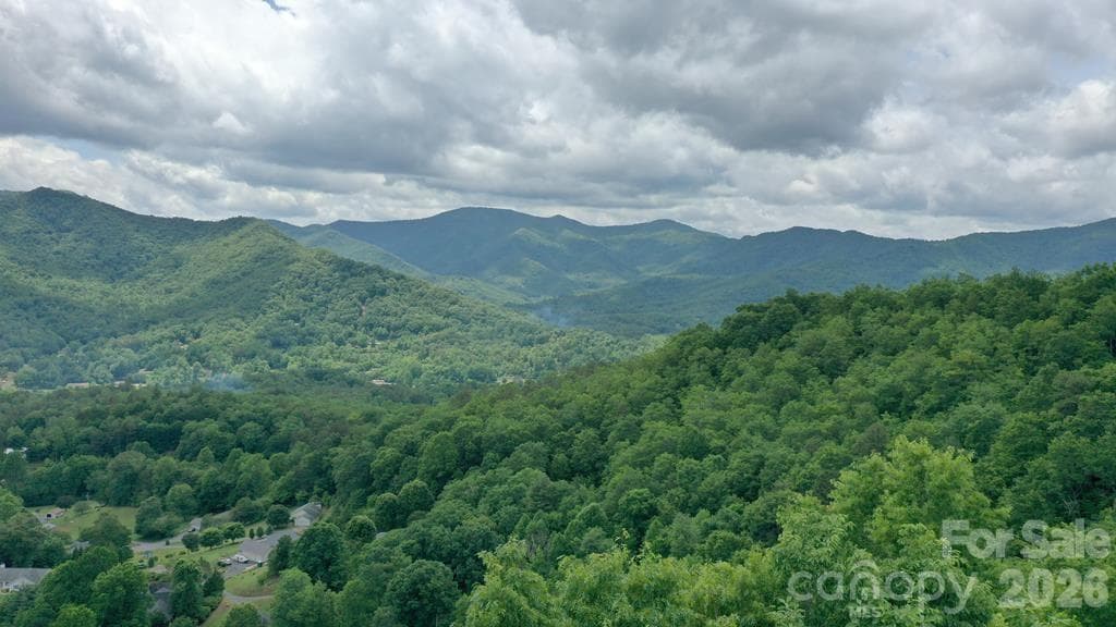 521 Signal Ridge