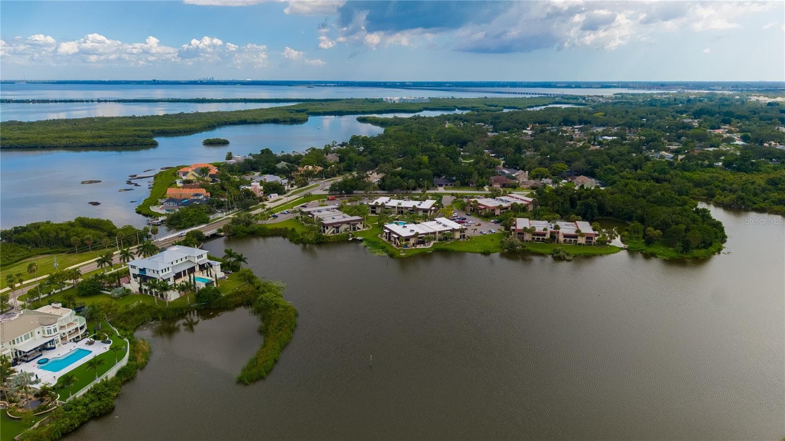 Condominium at 1005 S BAYSHORE BLVD #102, SAFETY HARBOR, photo 19 of 26