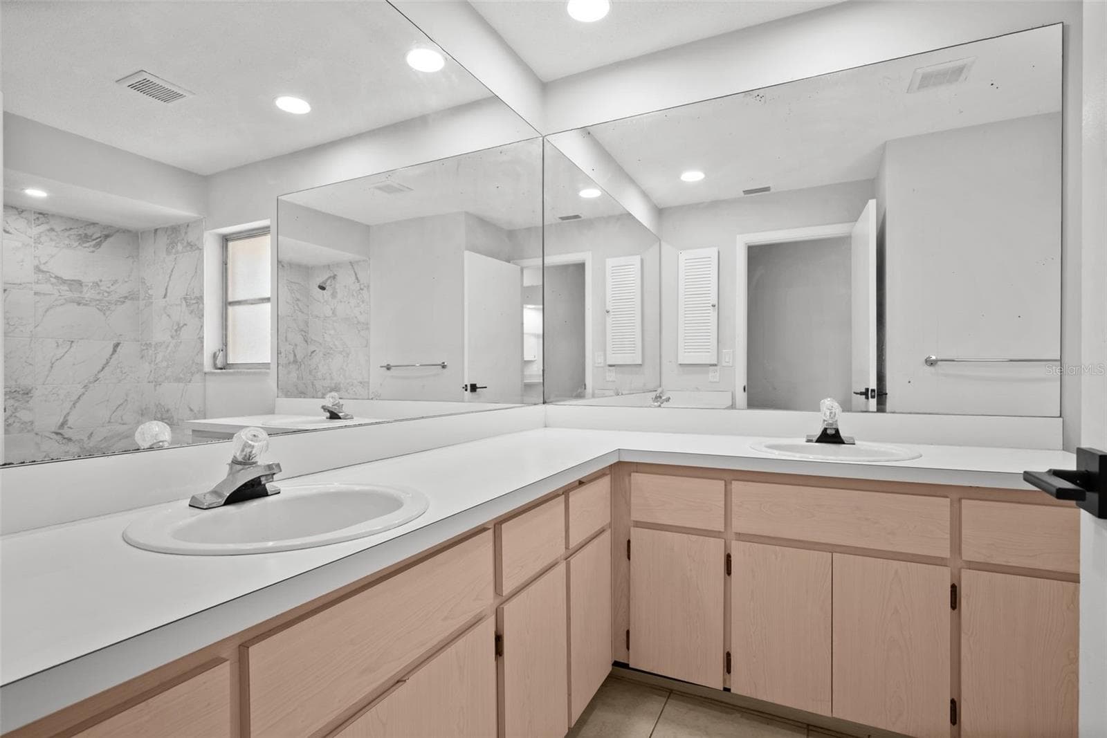Bathroom #3 - 504 BAMBOO CT, TARPON SPRINGS